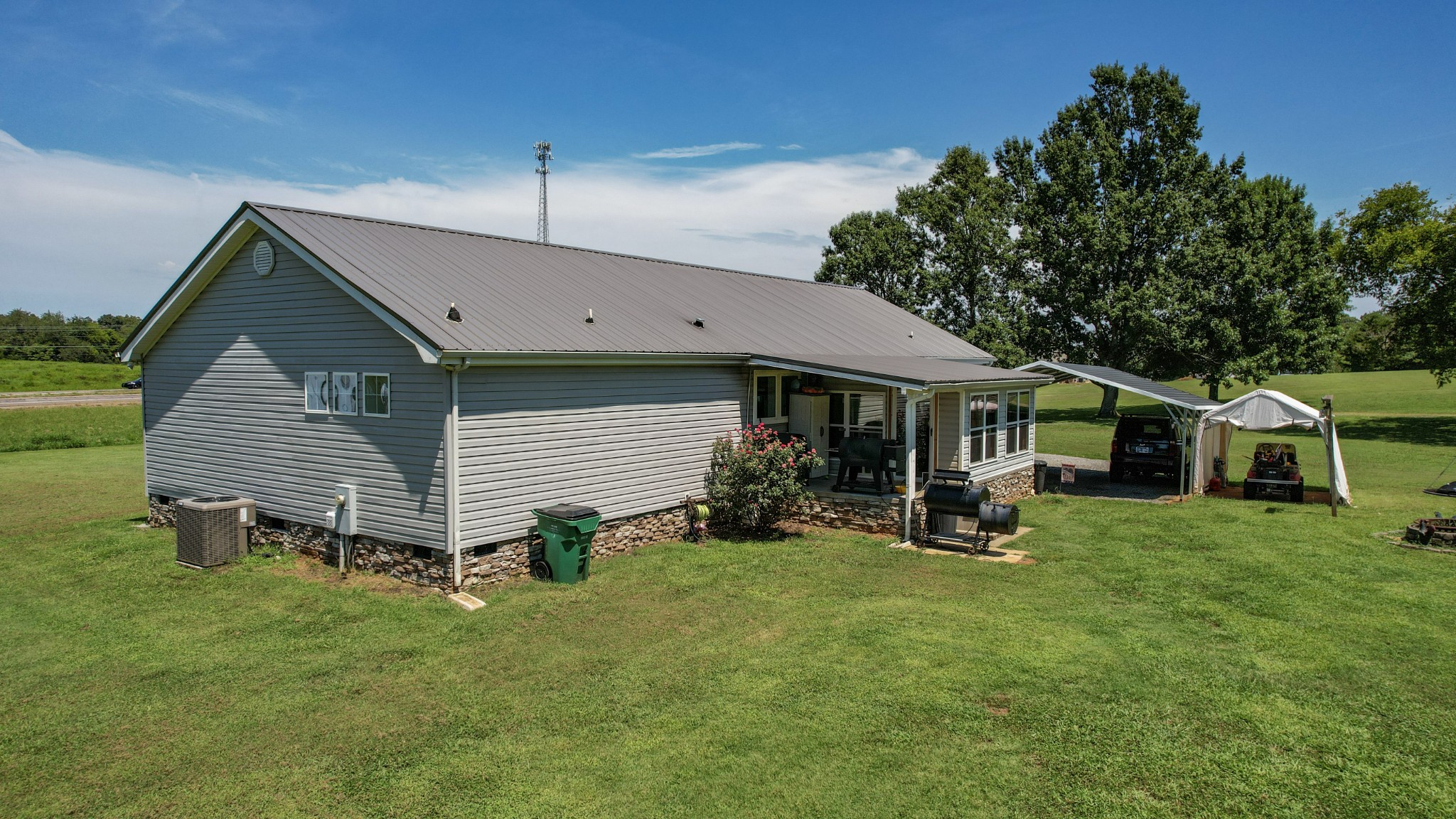 7632 Highway 411