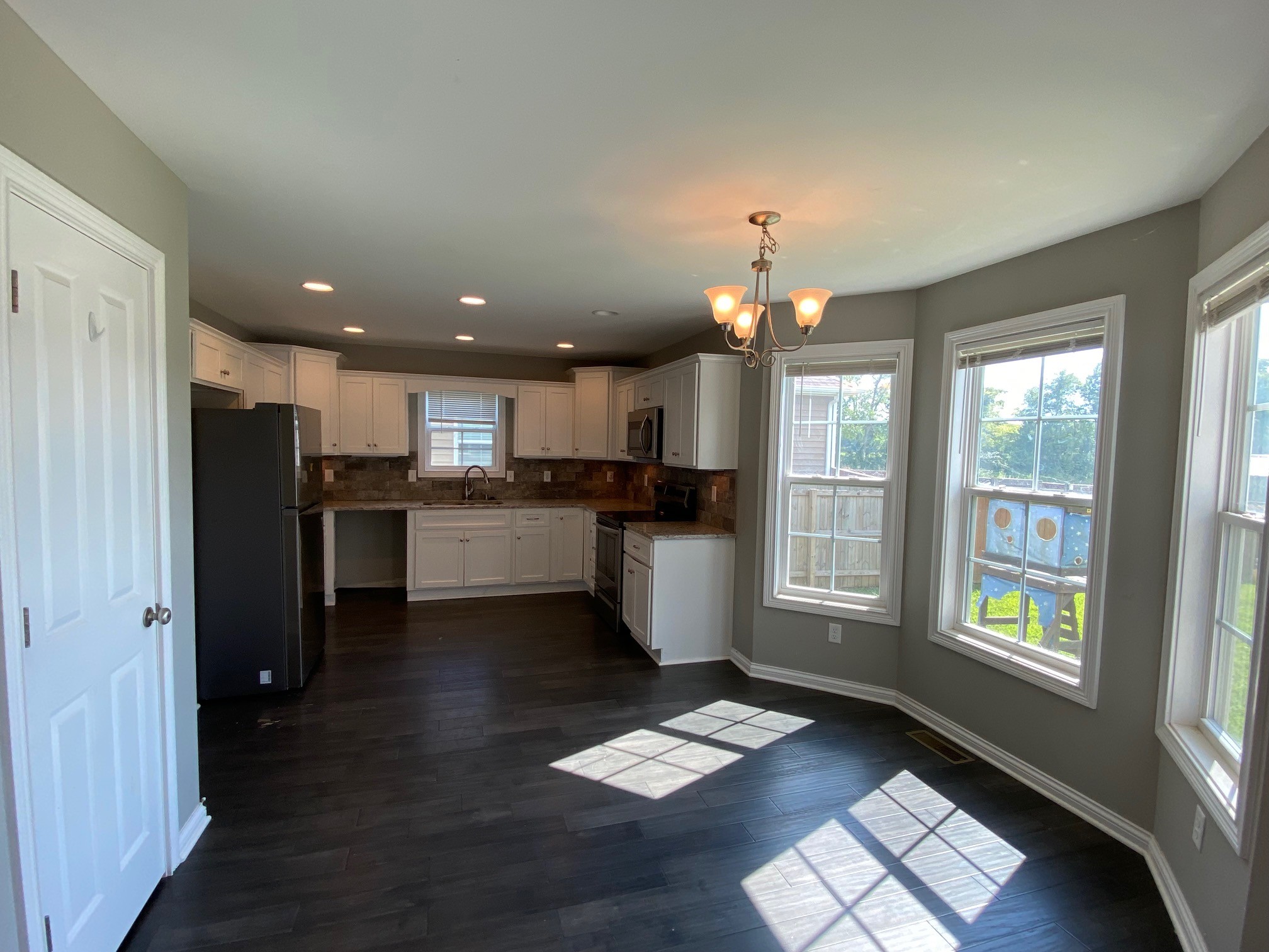 813 Pleasant Meadow Ln