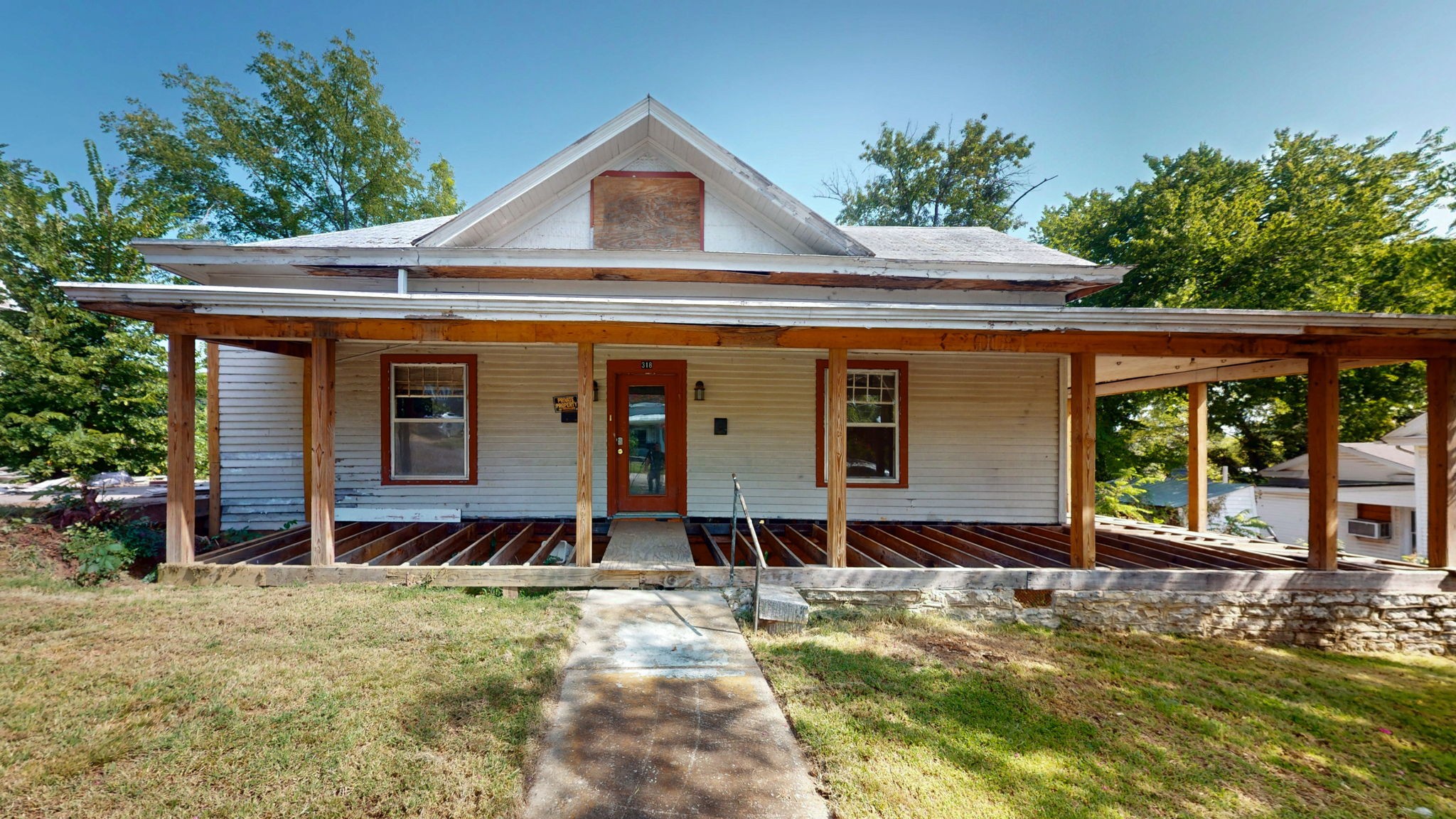 318 Water St