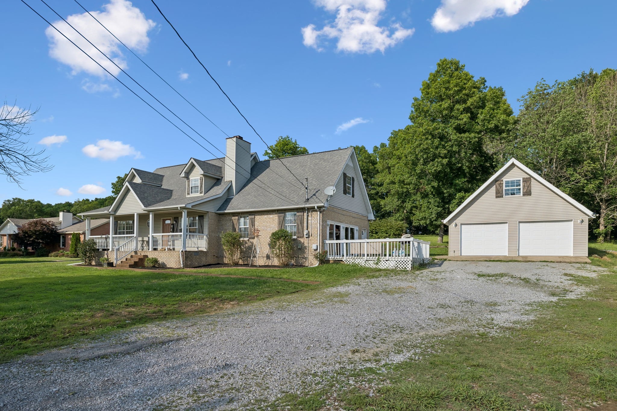 636 Shelley Dr