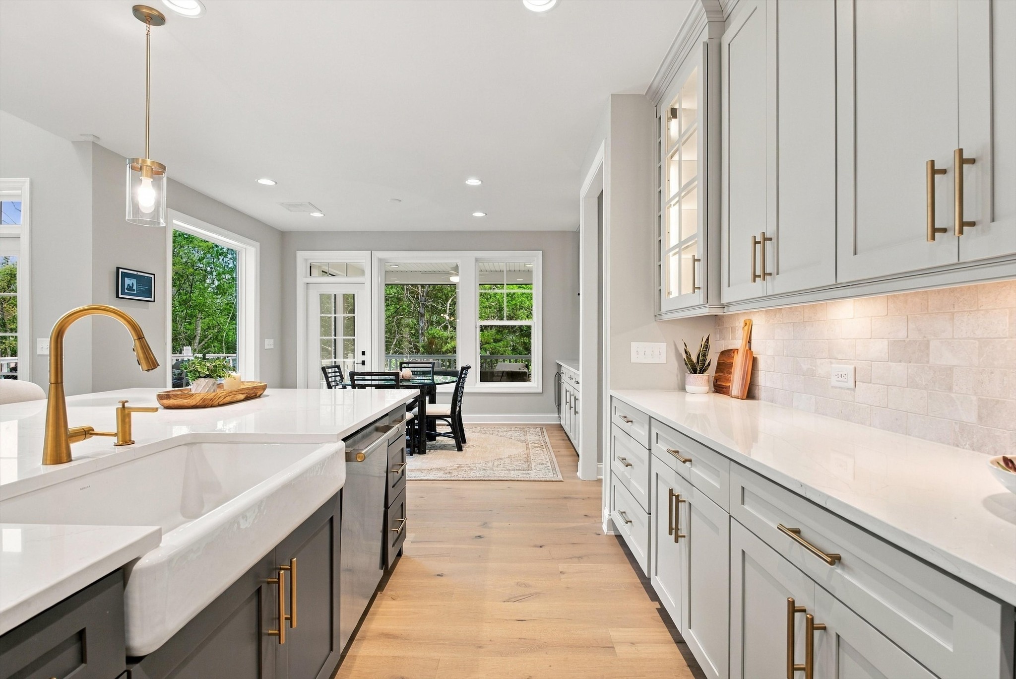810 Westchester Cir