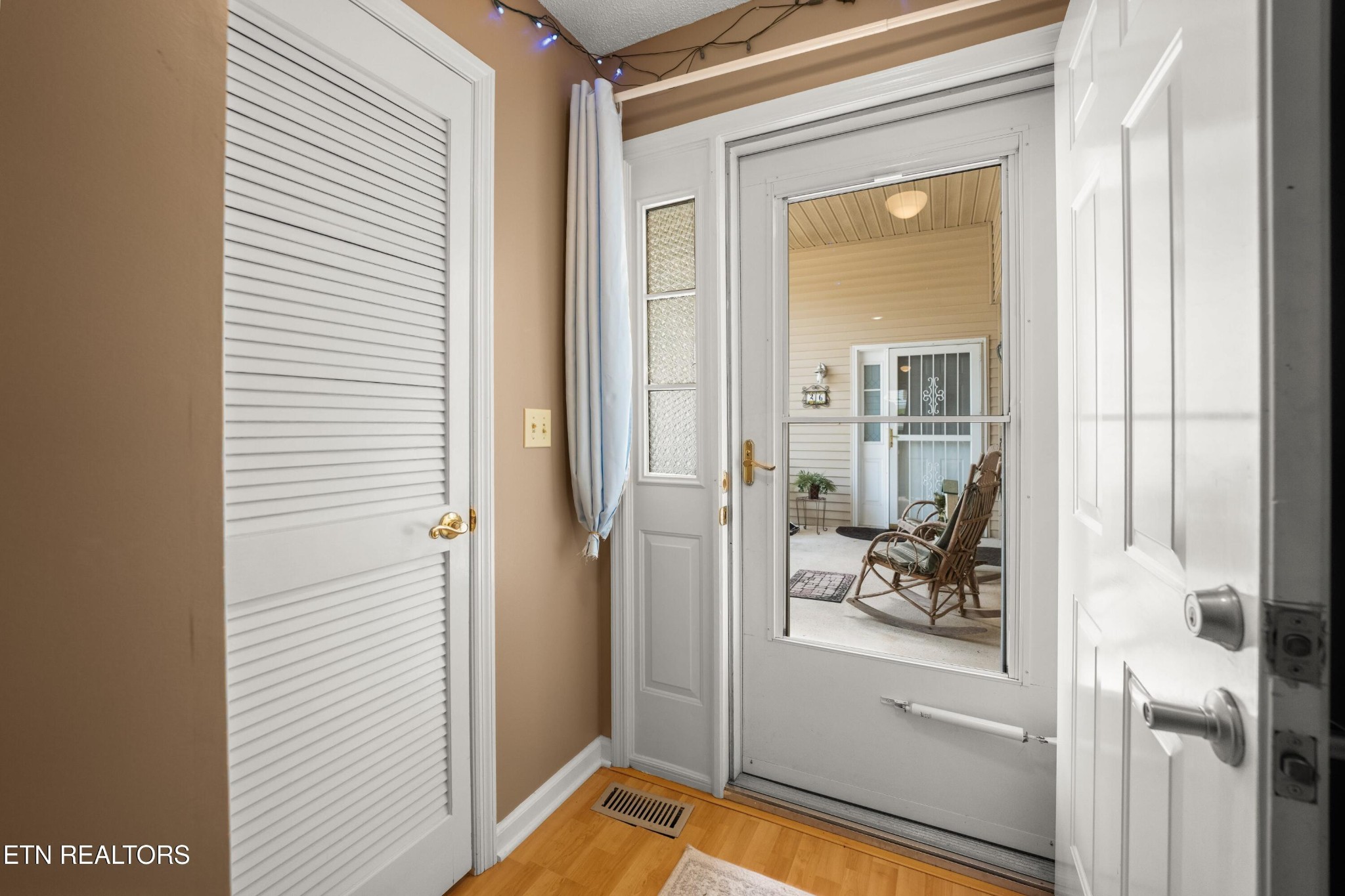 20 Hickory Hollow Circle