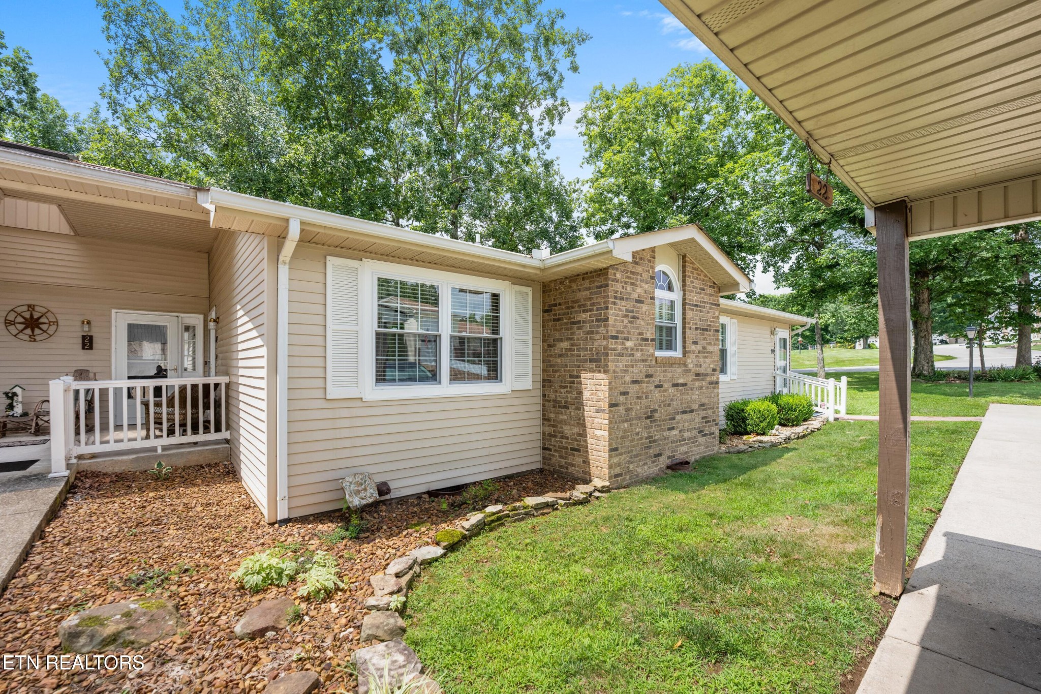 20 Hickory Hollow Circle