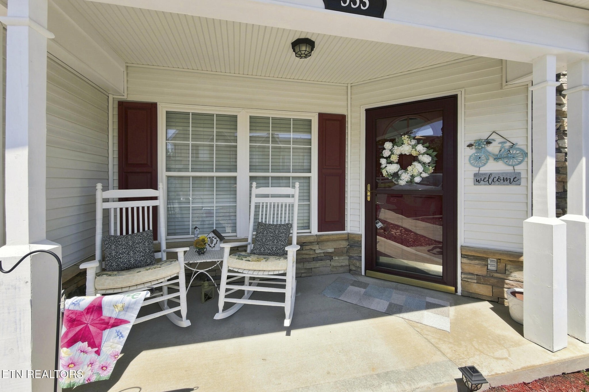 533 Orch Vly Way