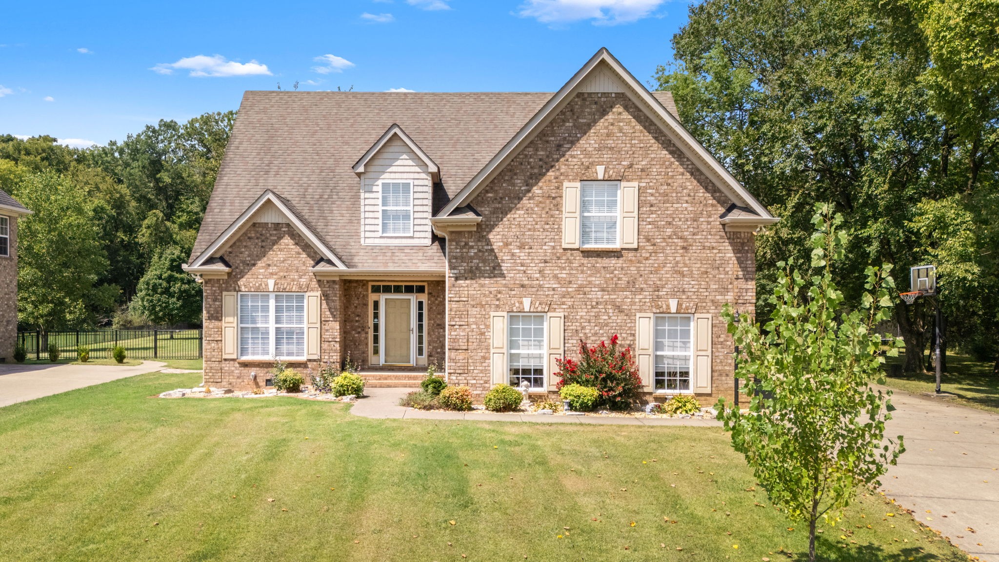 2309 Scout Dr