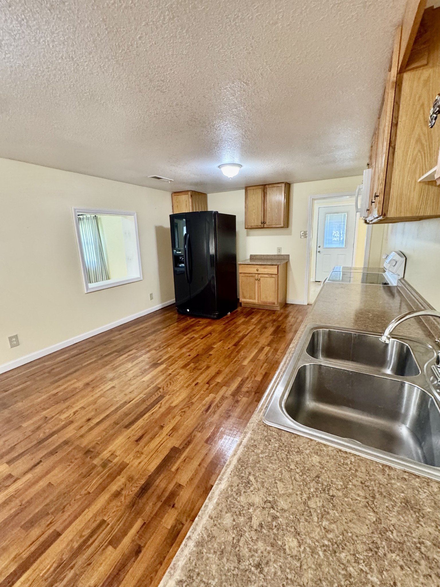 5764 Highway 64