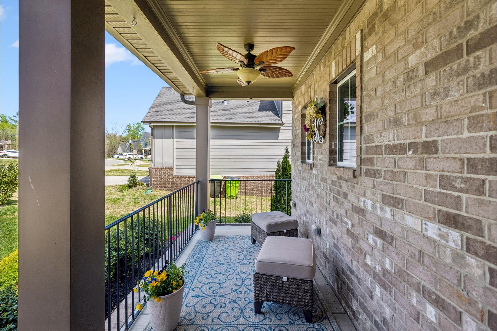 132 Newbury Dr