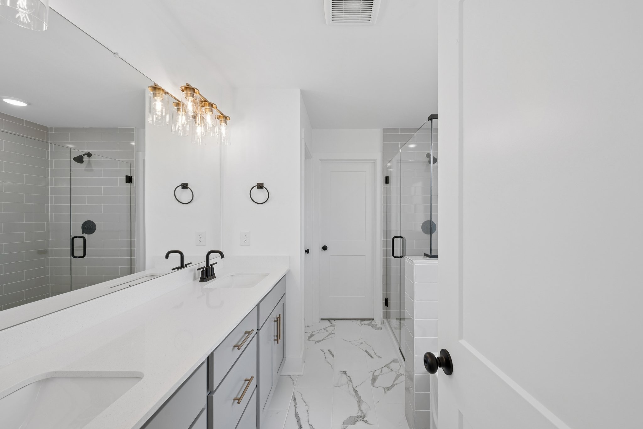 2564 Peaceful Valley Dr