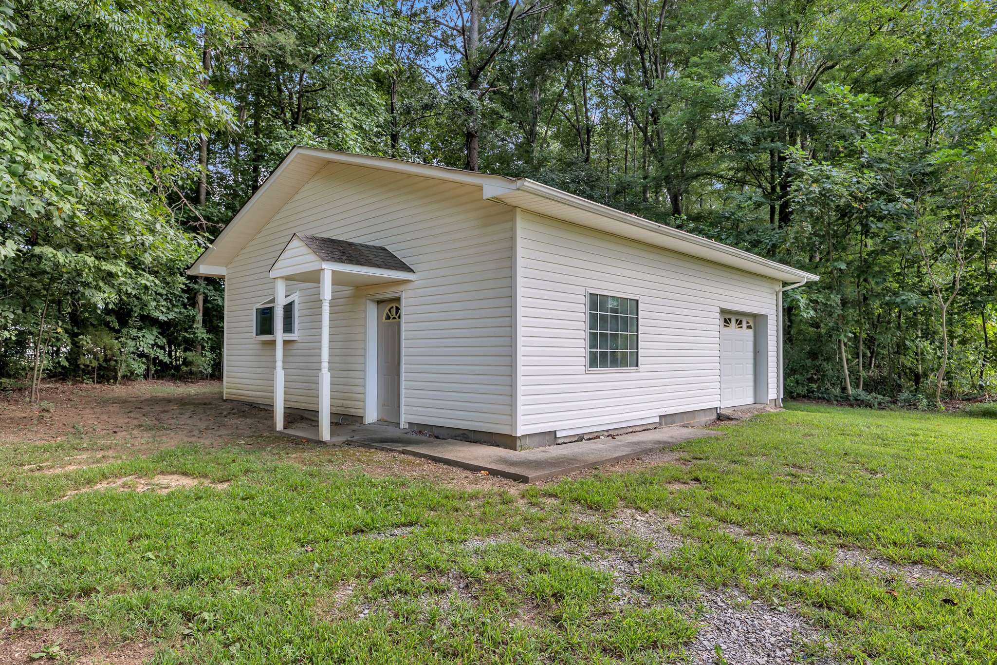 412 Weese Rd, SE