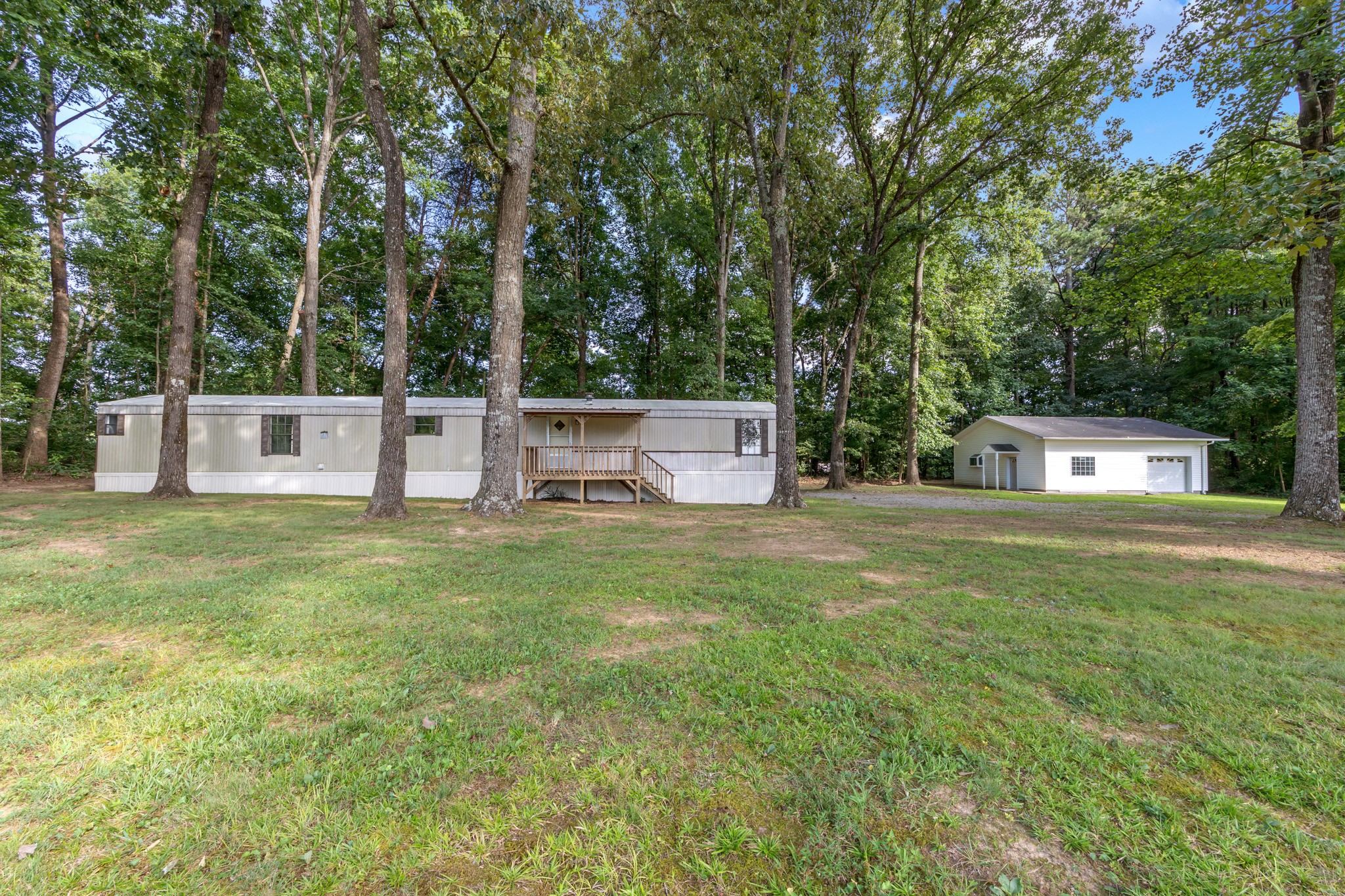 412 Weese Rd, SE