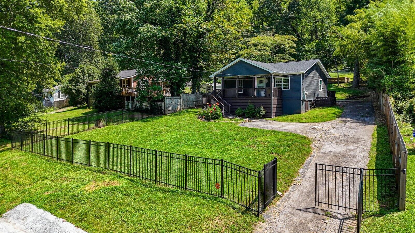 700 Runyan Drive