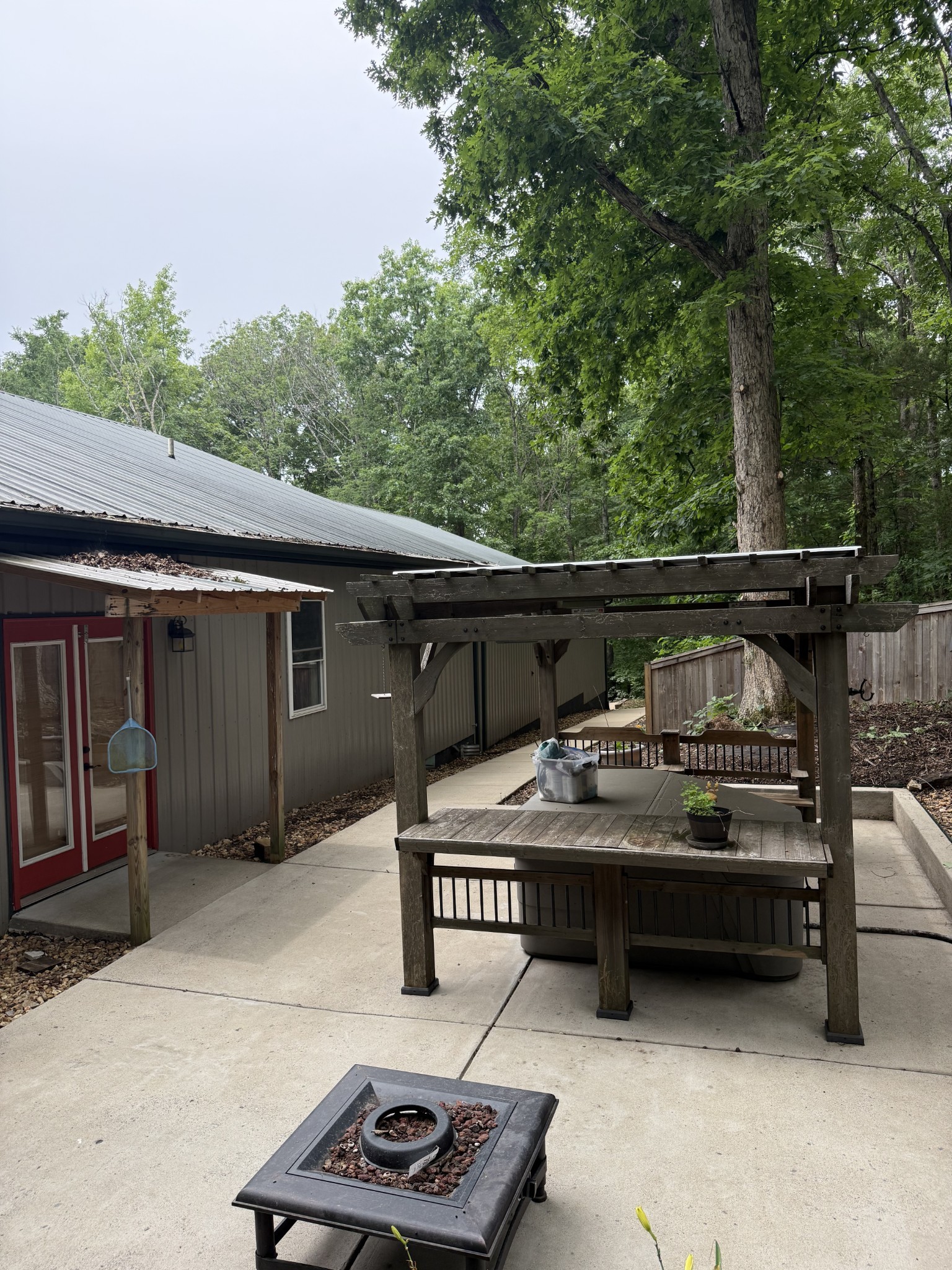 527 Hickory Ridge Rd