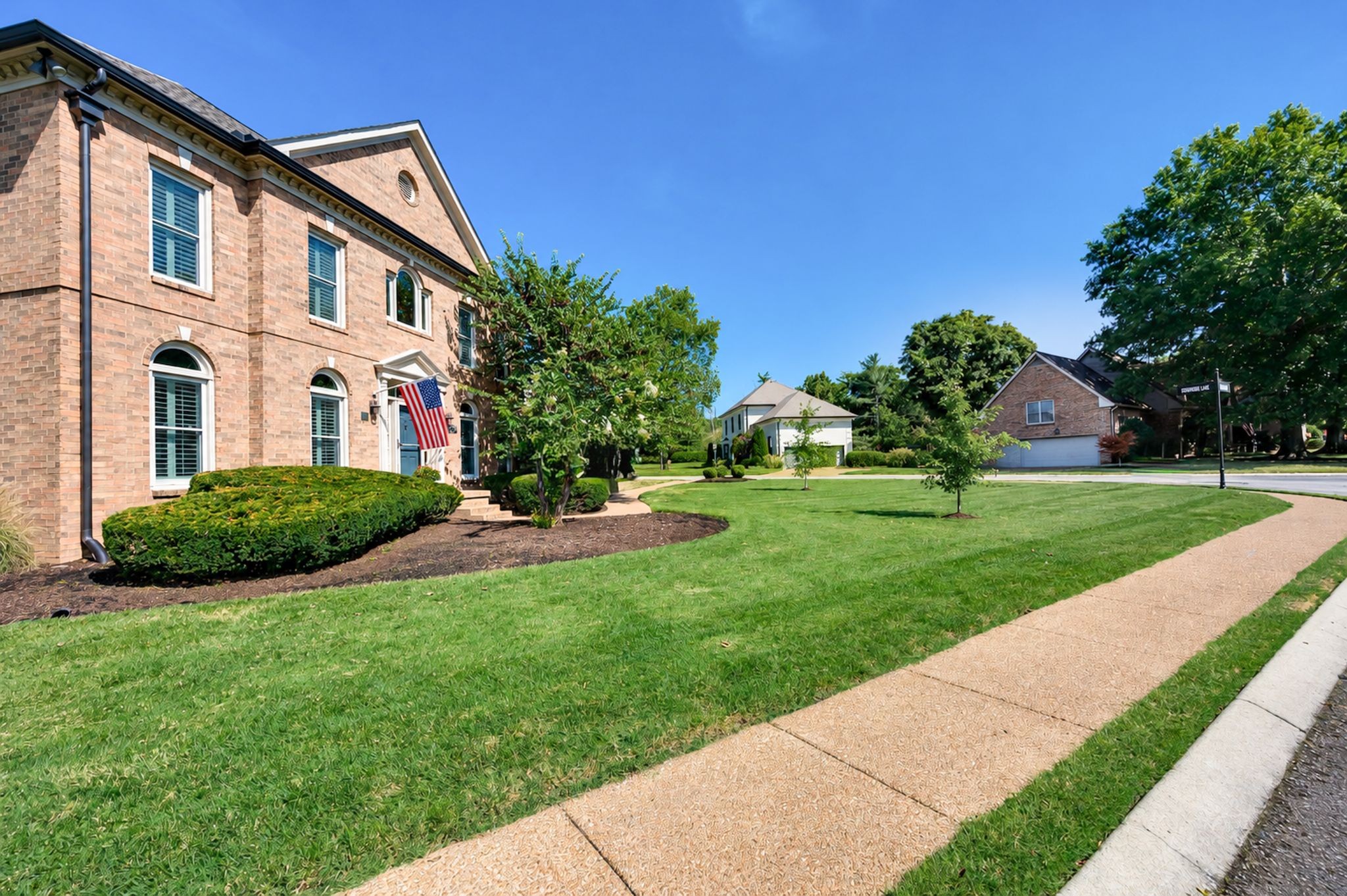 601 Dorshire Ln