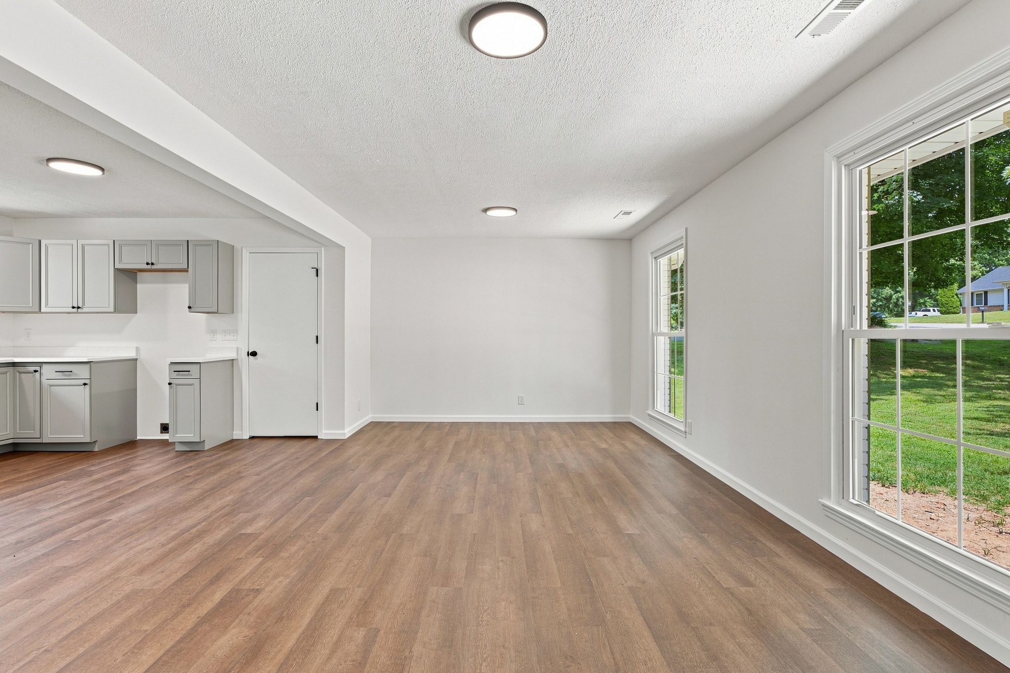 1788 Theresa Dr
