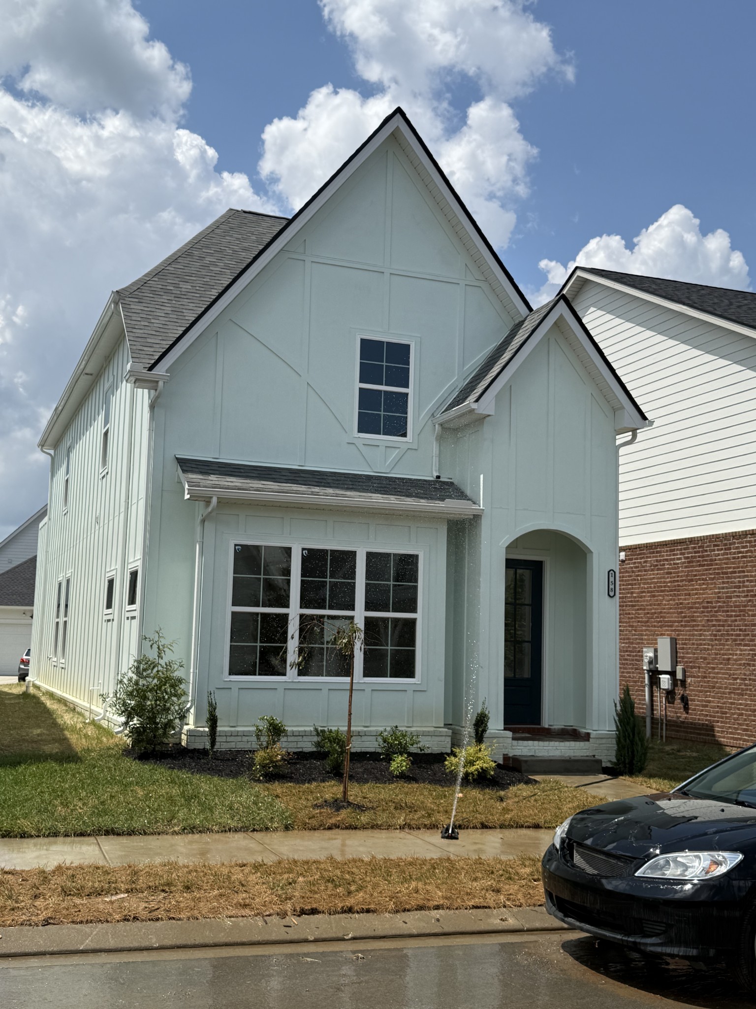 158 Oasis Dr