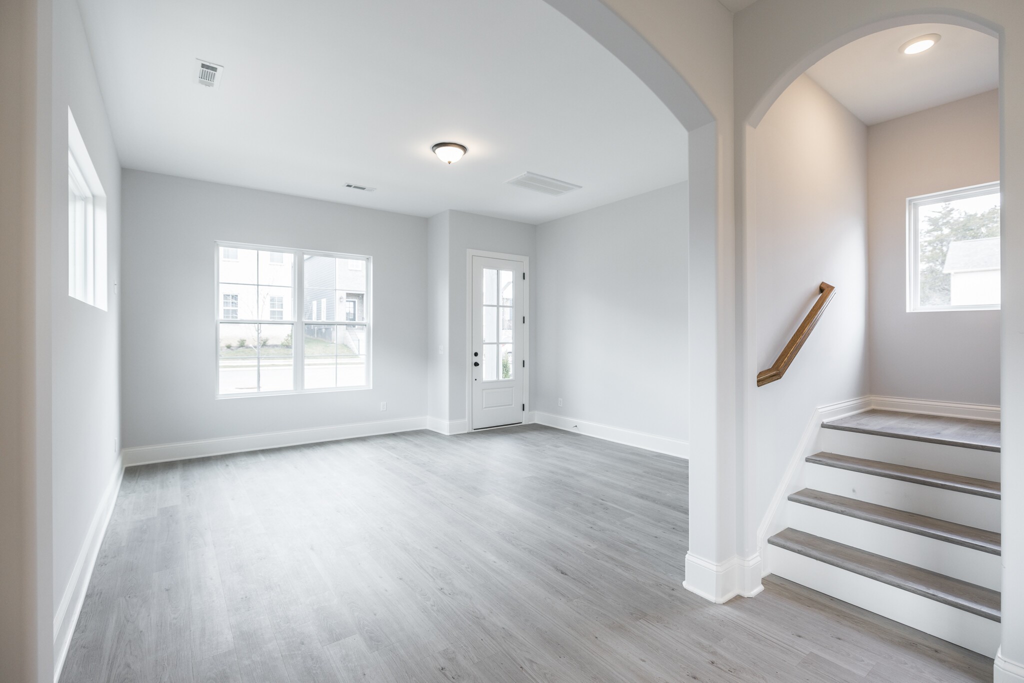 158 Oasis Dr