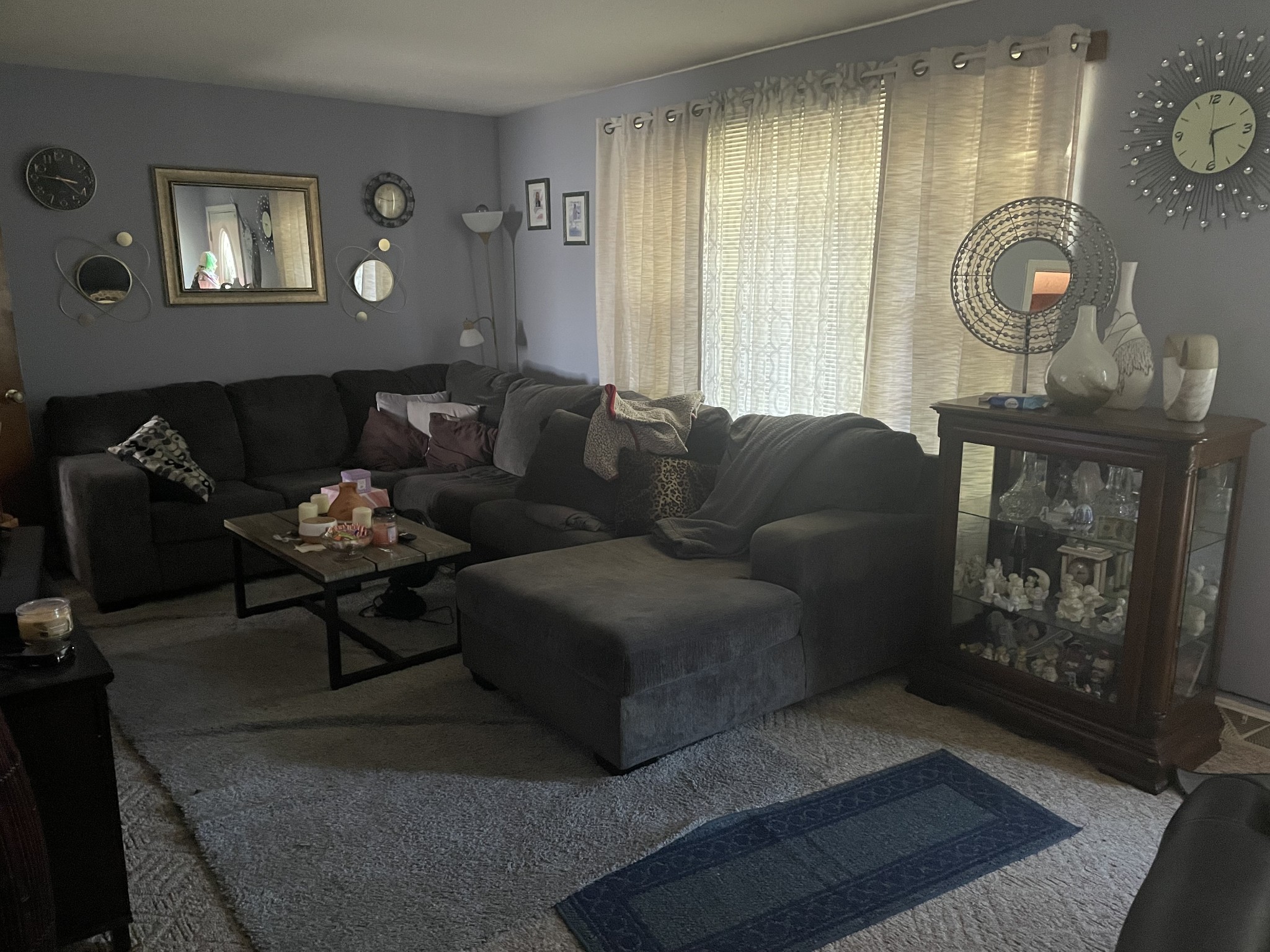 2245 Robin Dr
