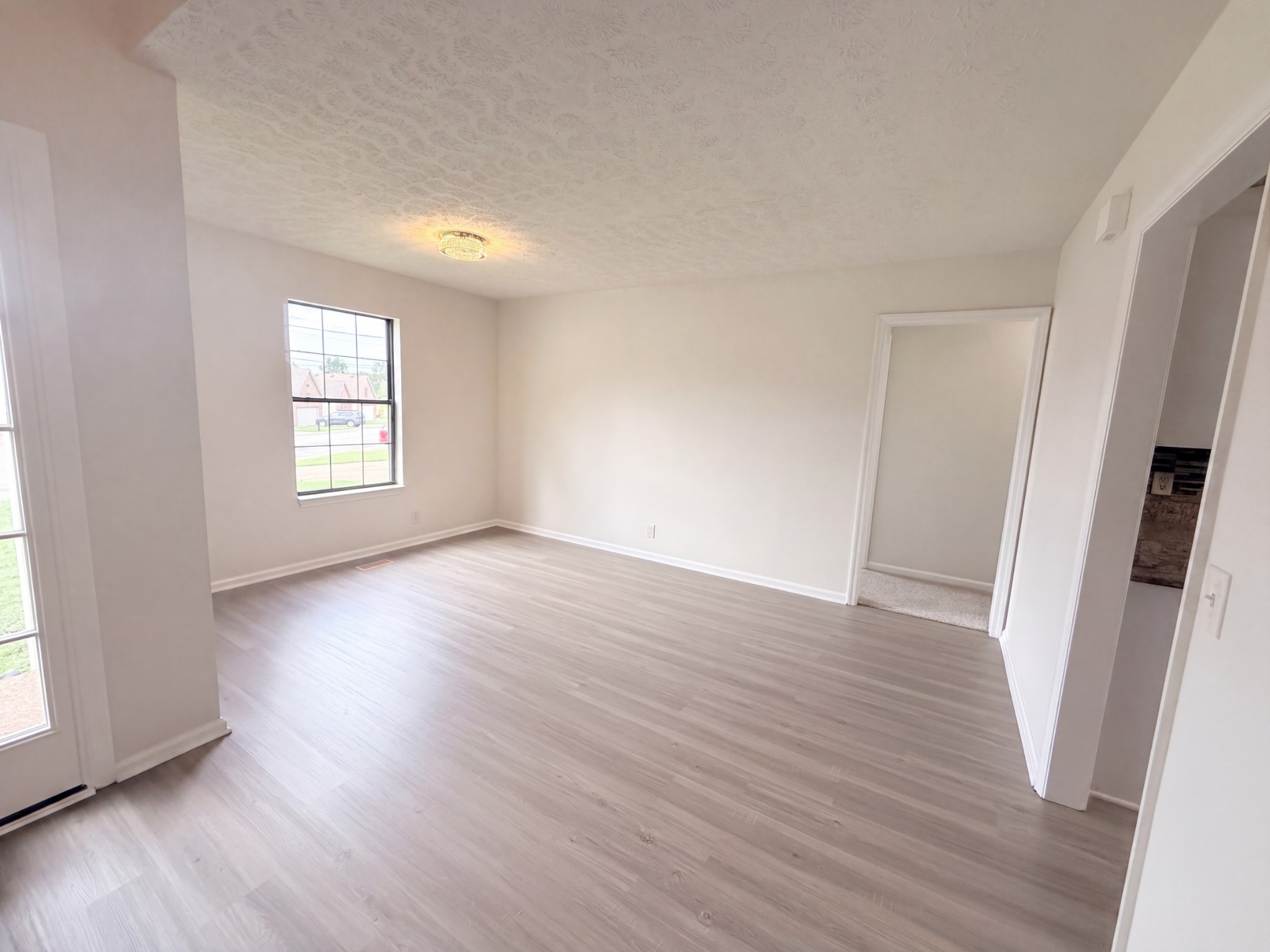 3441 Bridgeton Cv