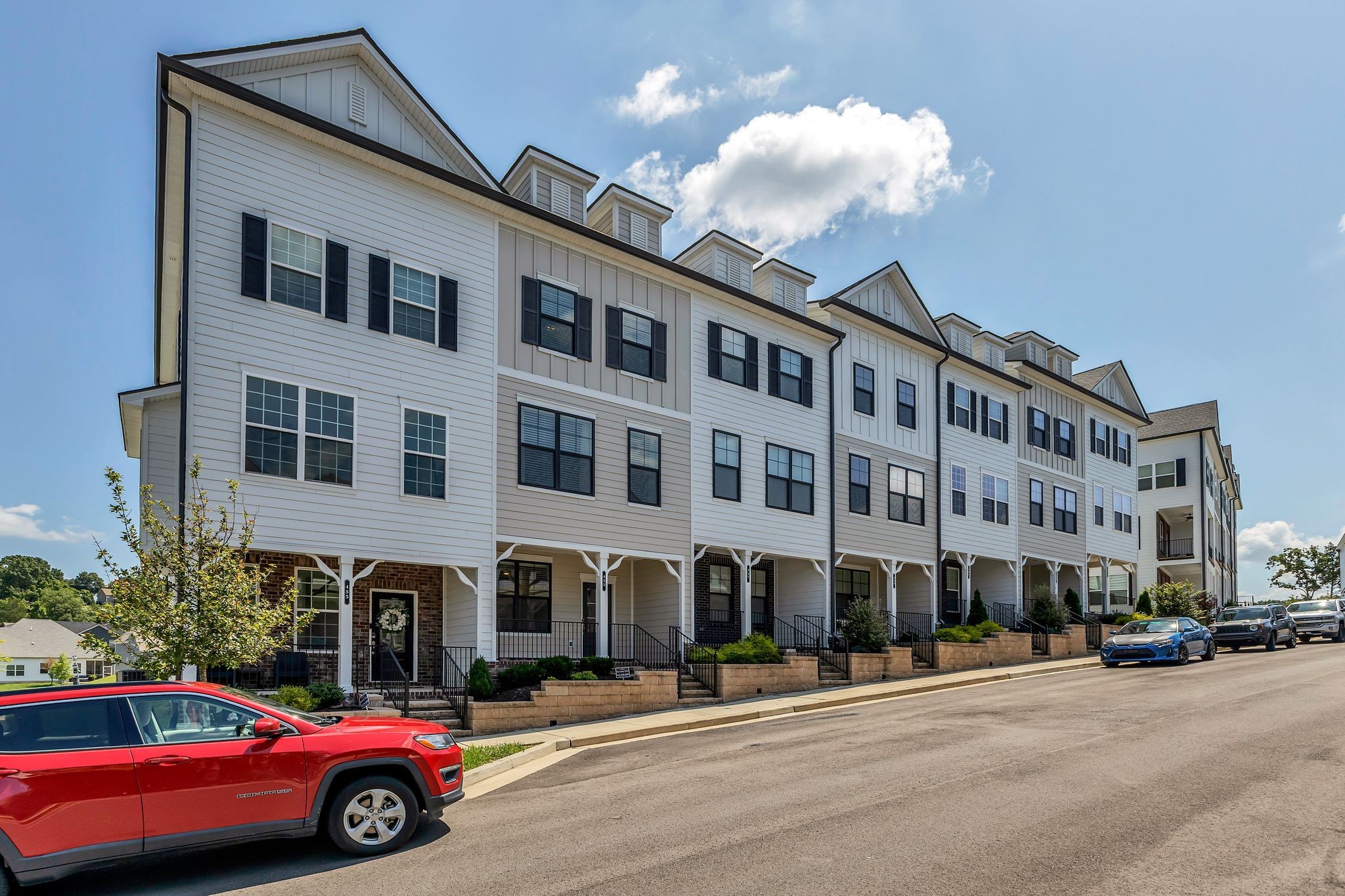 455 Portsdale Dr