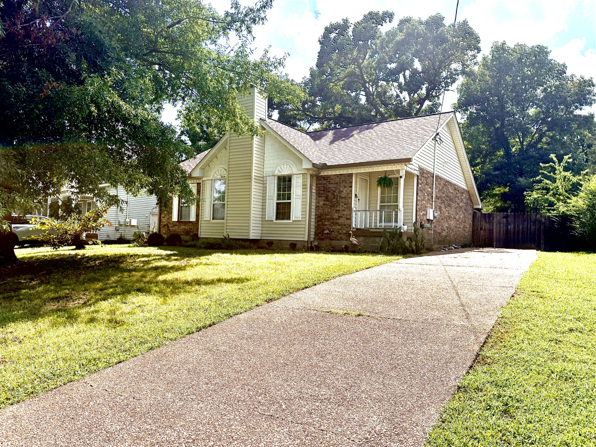 3605 Arcadia Cir