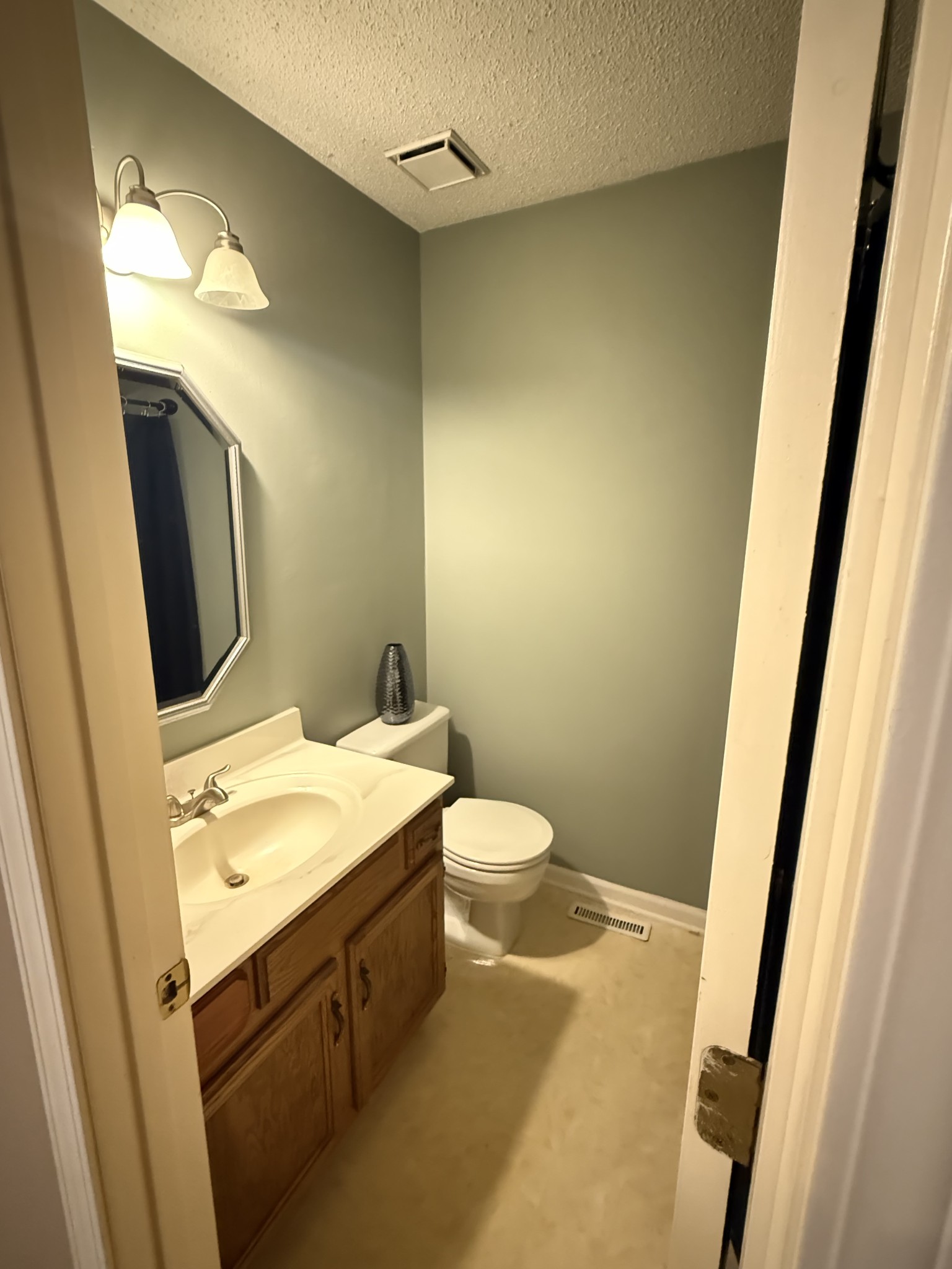 3605 Arcadia Cir