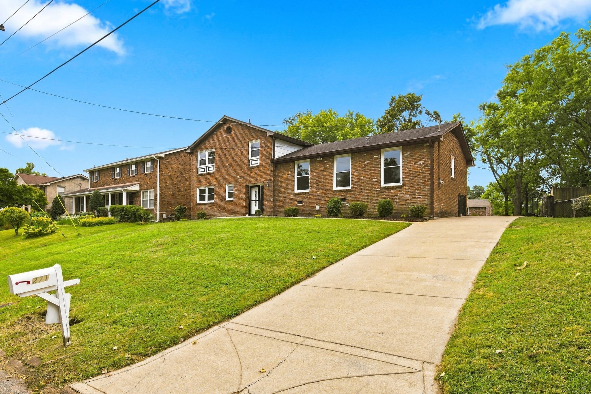 271 Richbriar Rd