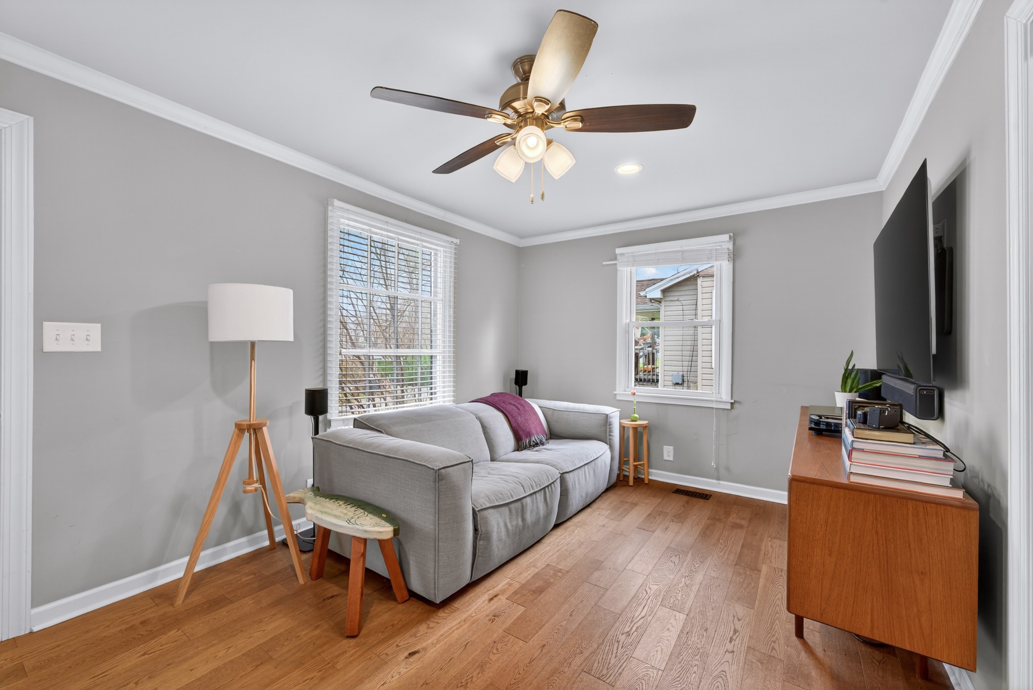 614A Annex Ave