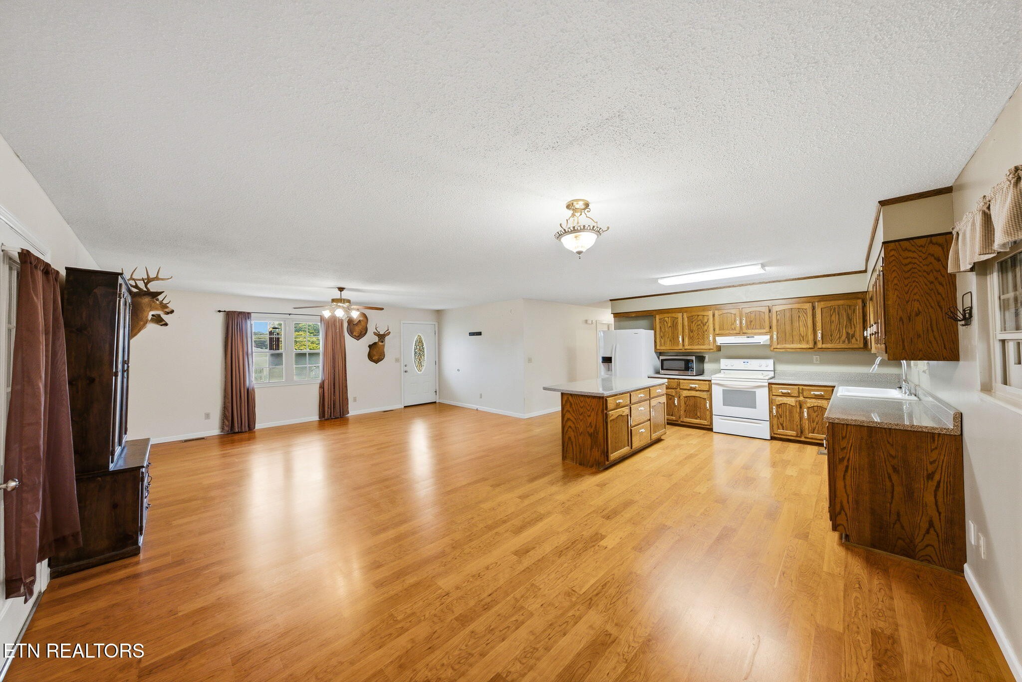 208 Overlook Drive