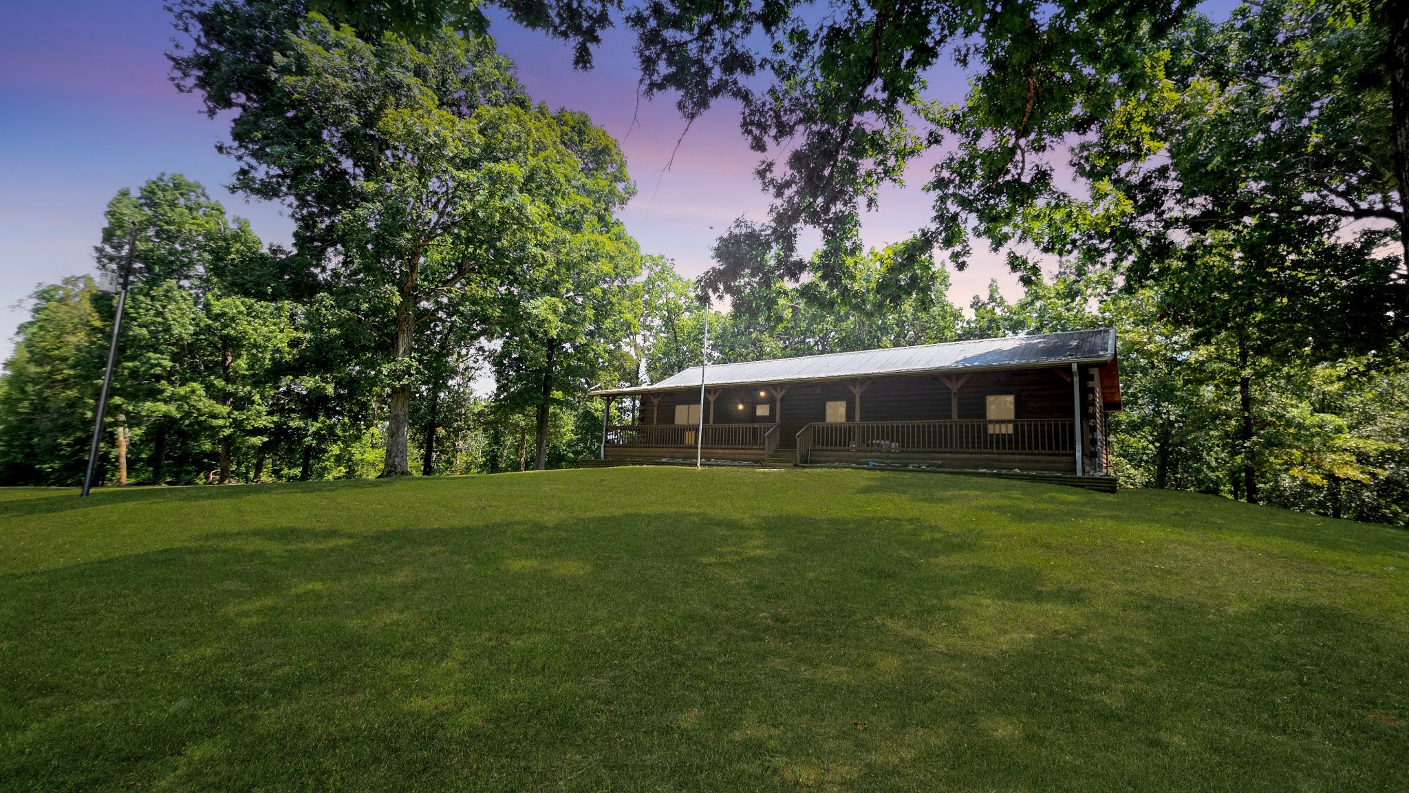 160 Poplar Dr