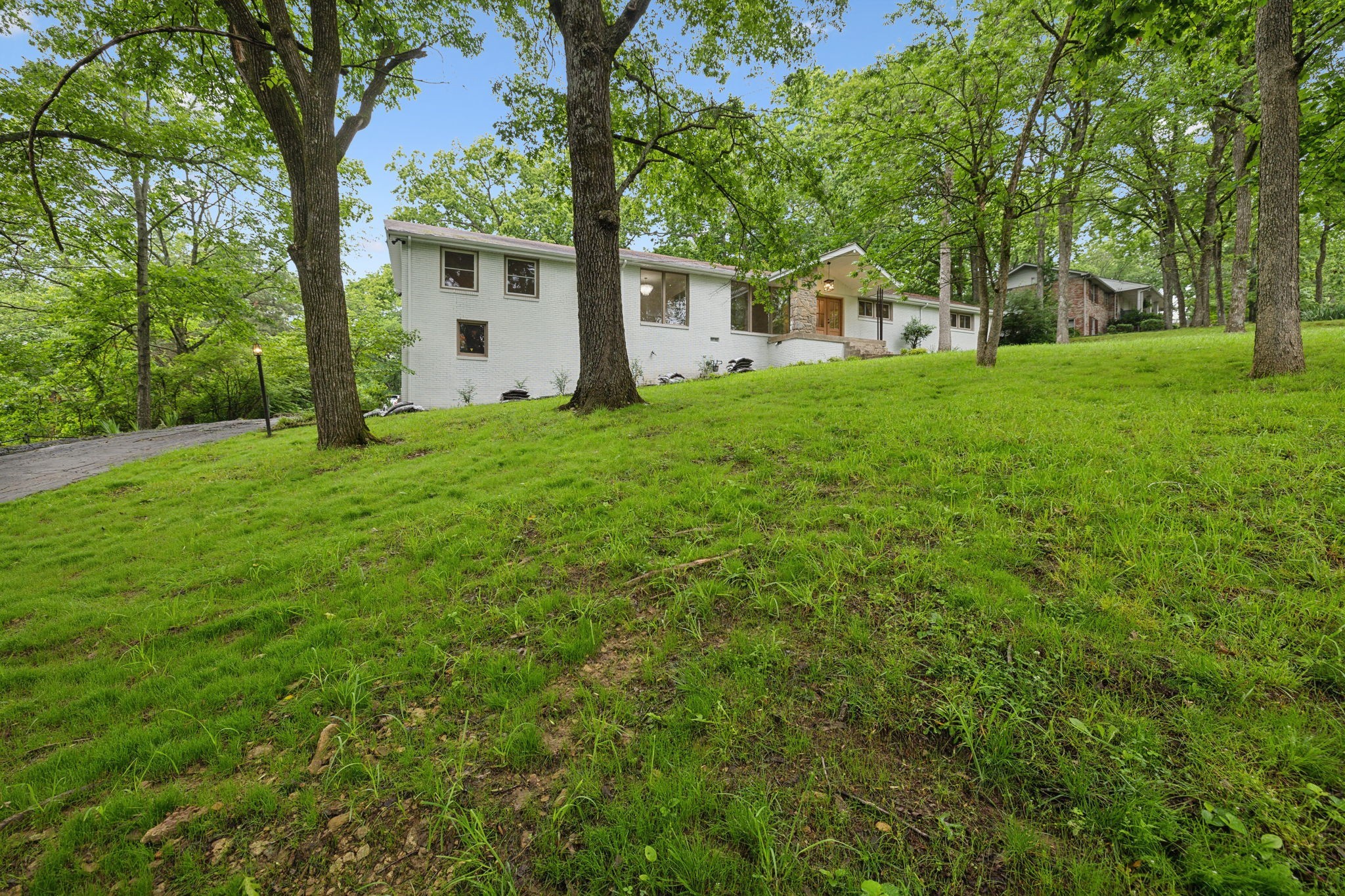 909 Plateau Pkwy