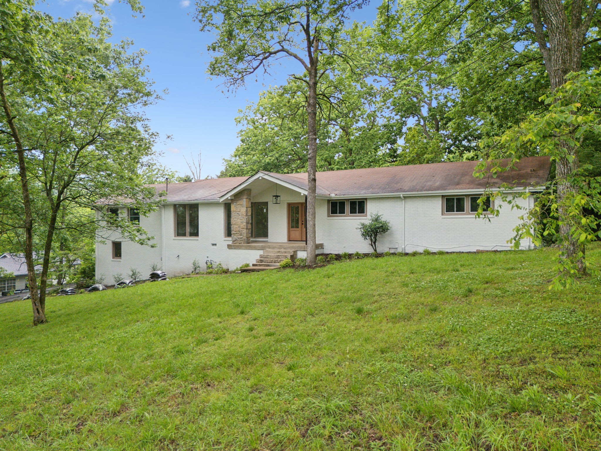 909 Plateau Pkwy