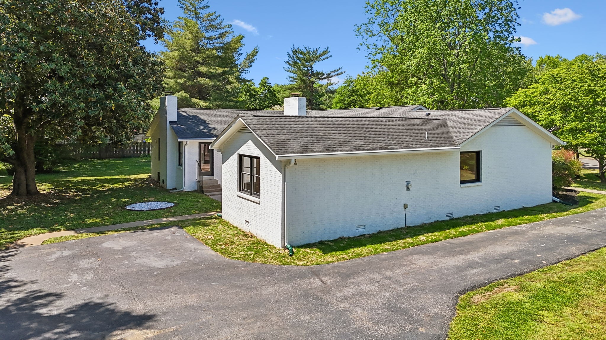 2250 Wiltshire Dr