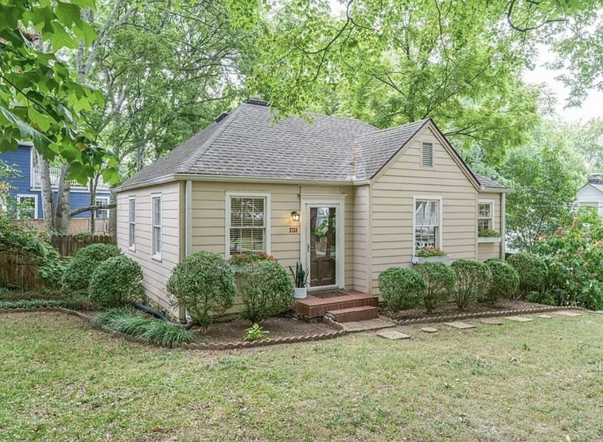 2725 Sharondale Ct