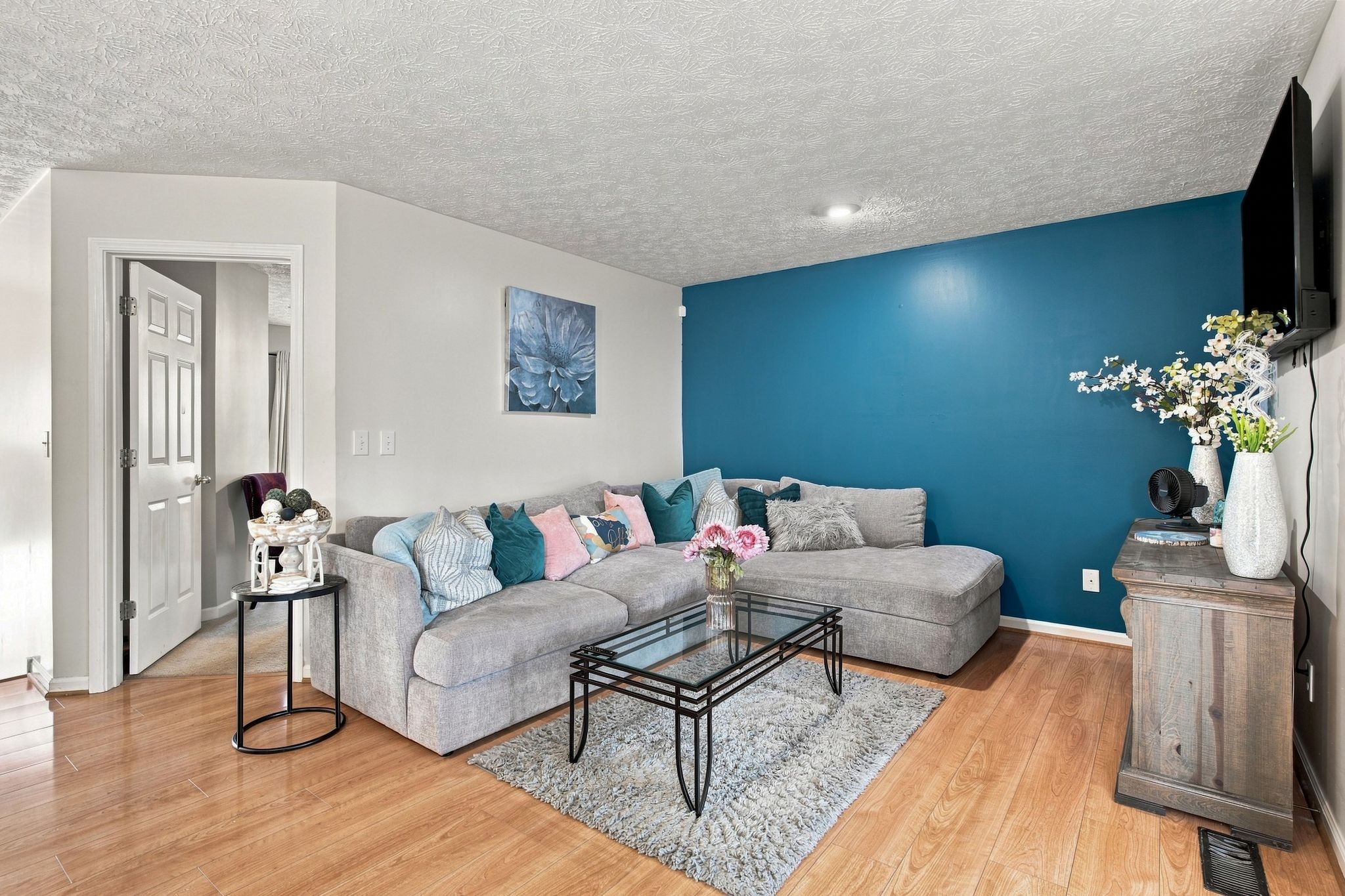 1098 Williamson Rd