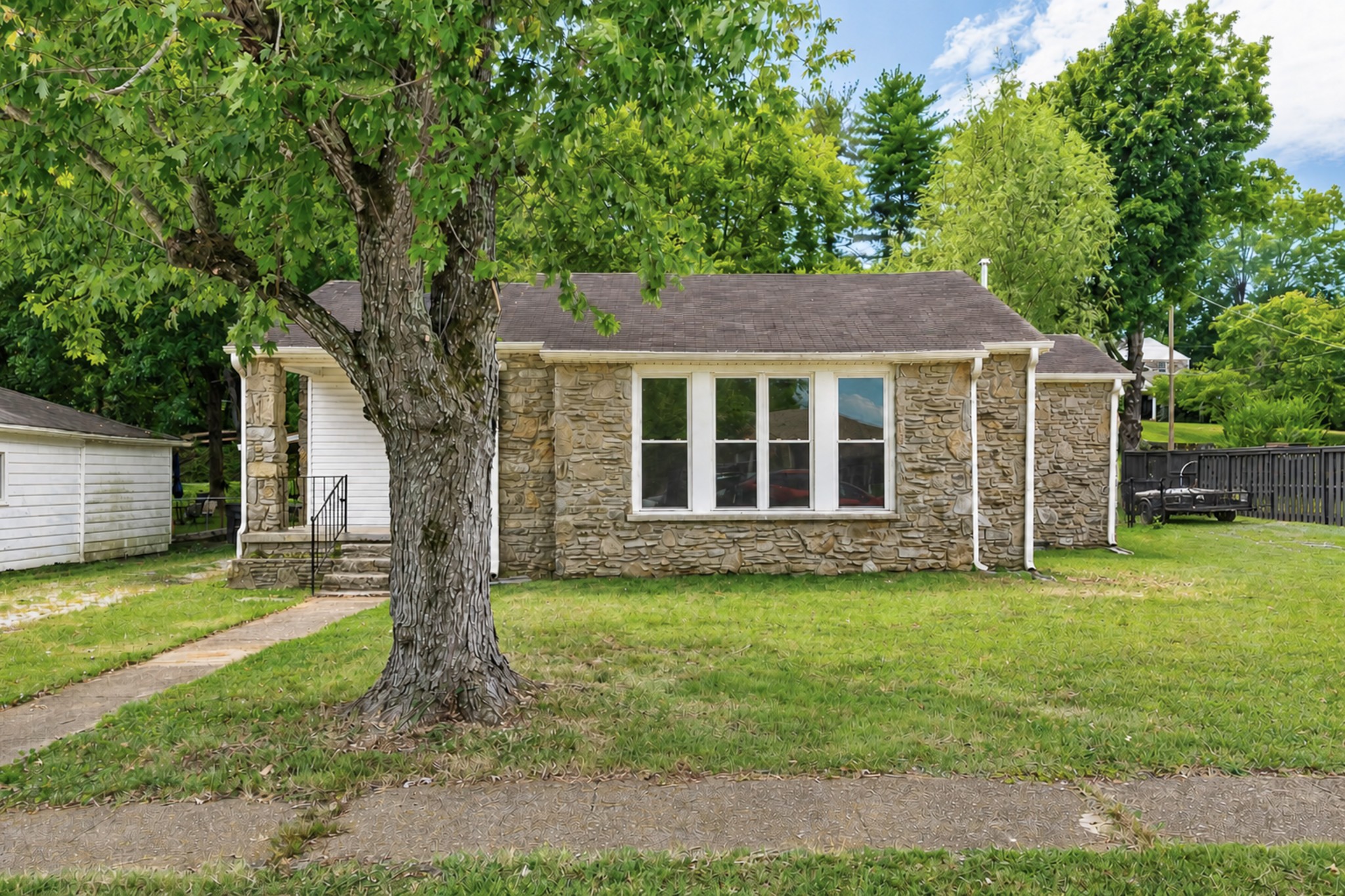 602 Hatcher Dr