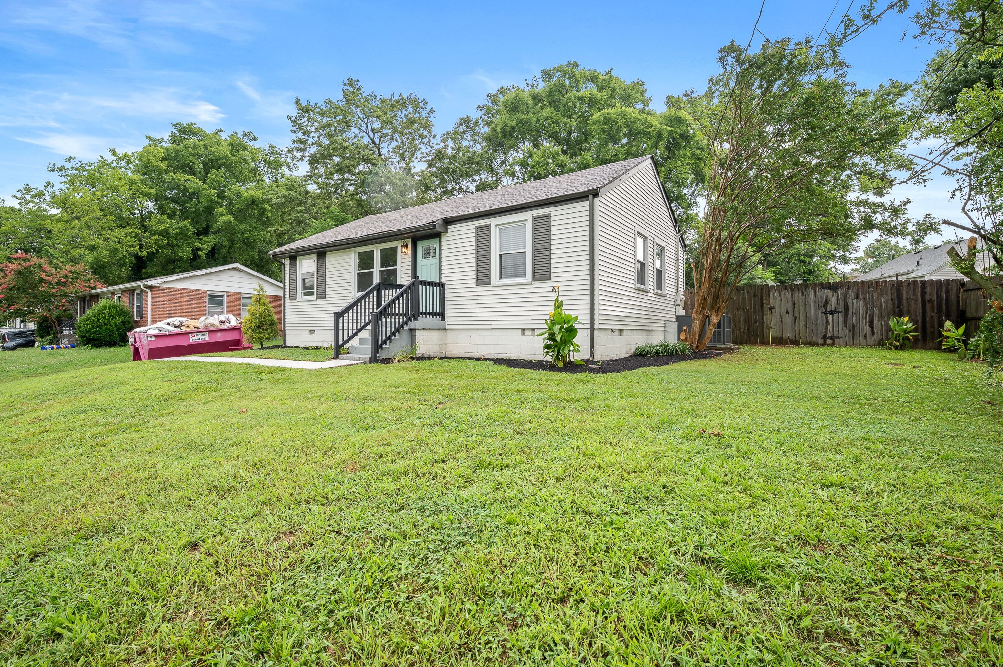 2928 Teakwood Dr