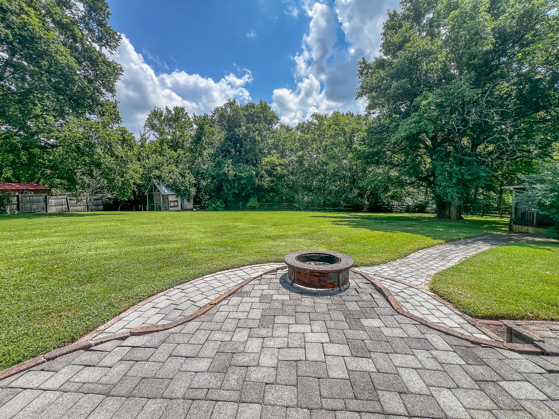 1751 Old Hillsboro Rd