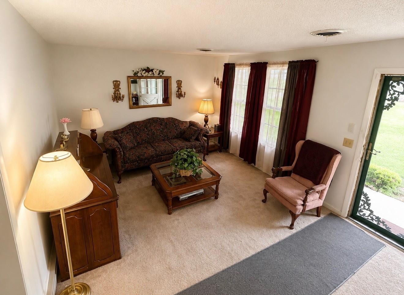 3024 Sunnyview Dr