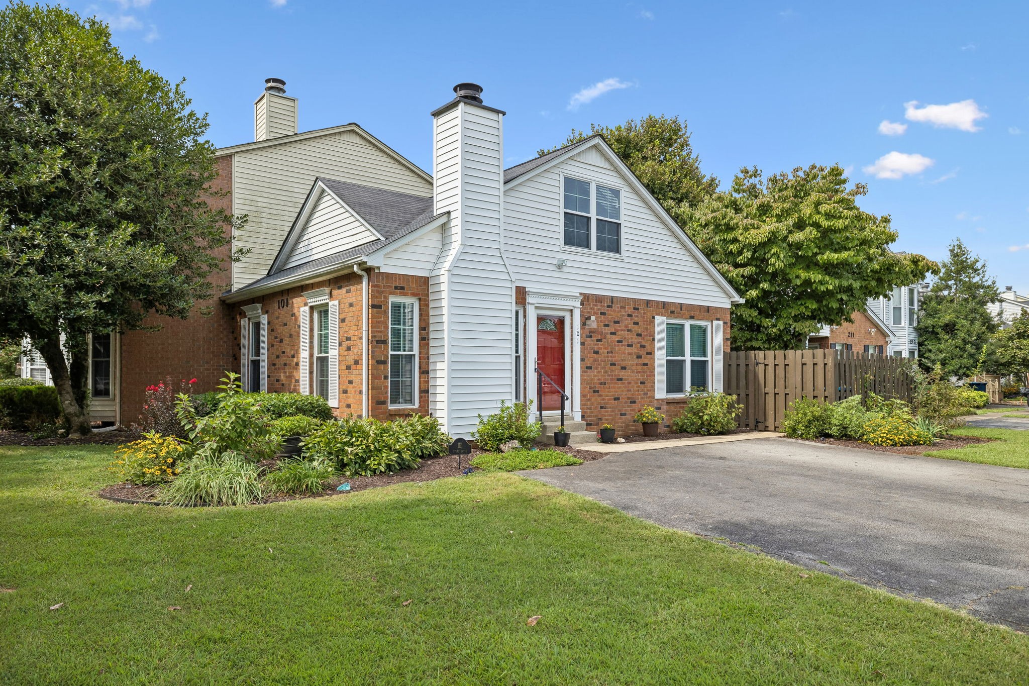 101 Stokes Dr