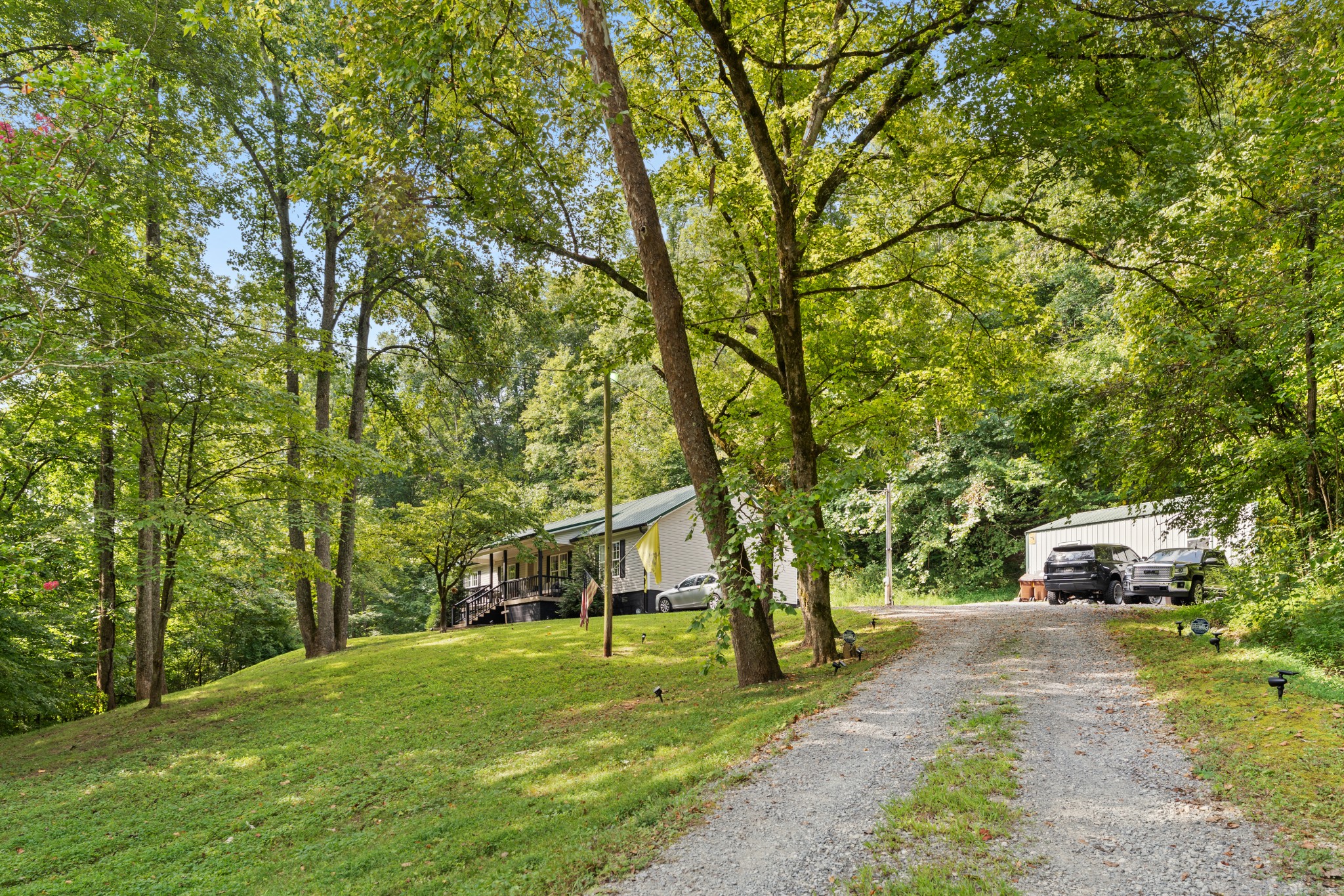 6461 Vestal Hollow Rd