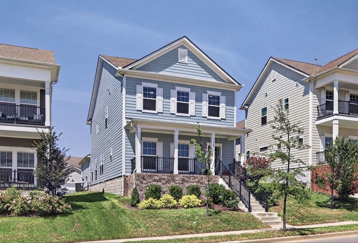 8109 Warbler Way