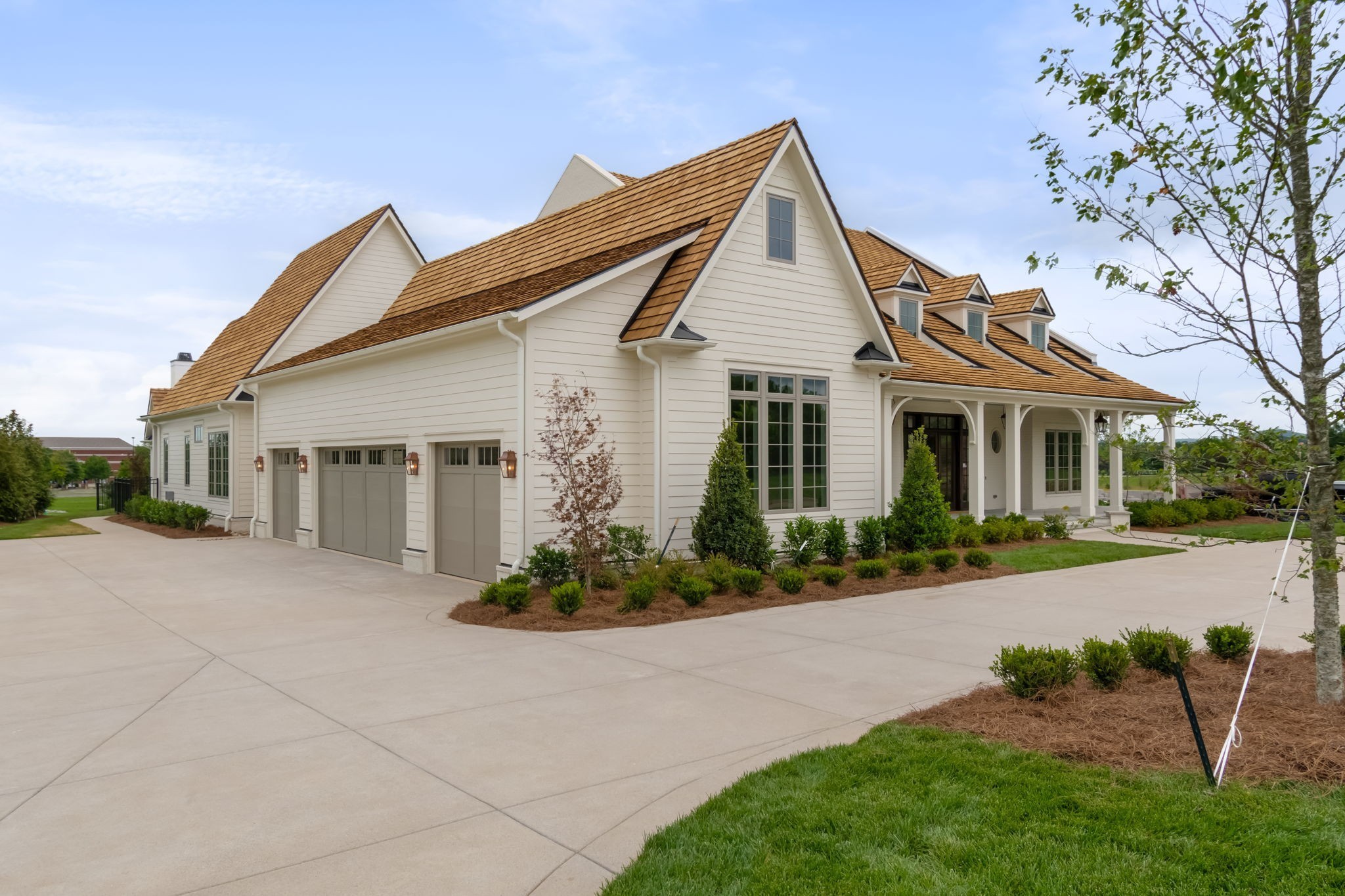 1100 McCall Ct