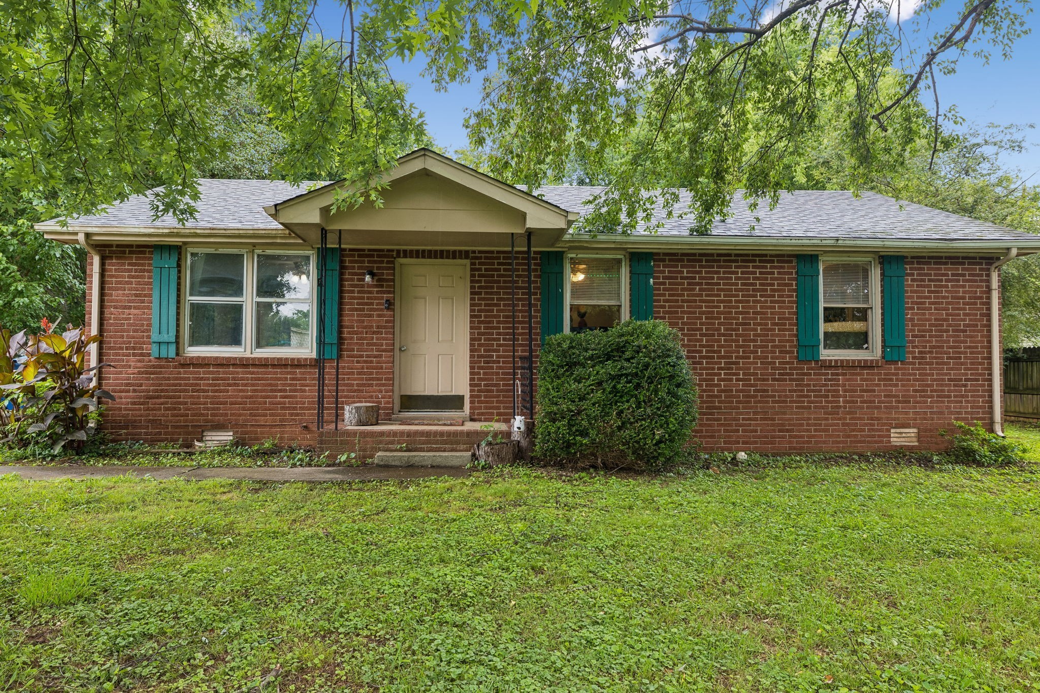 109 Red Berry Rd
