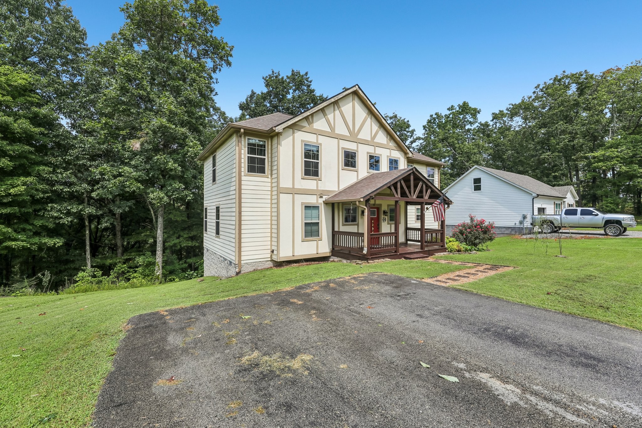 307 Shiloh Ln