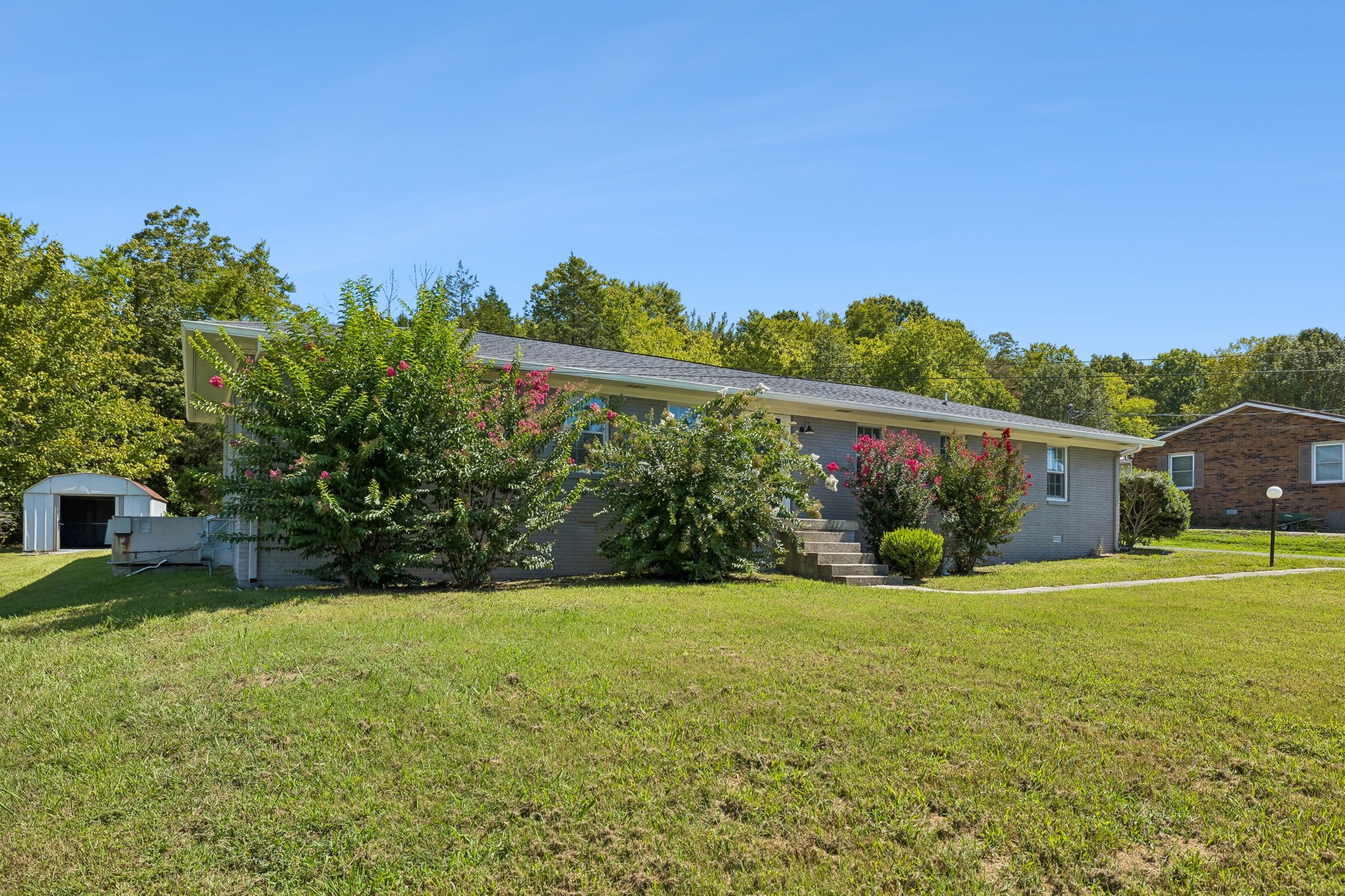 212 Dixon Springs Hwy