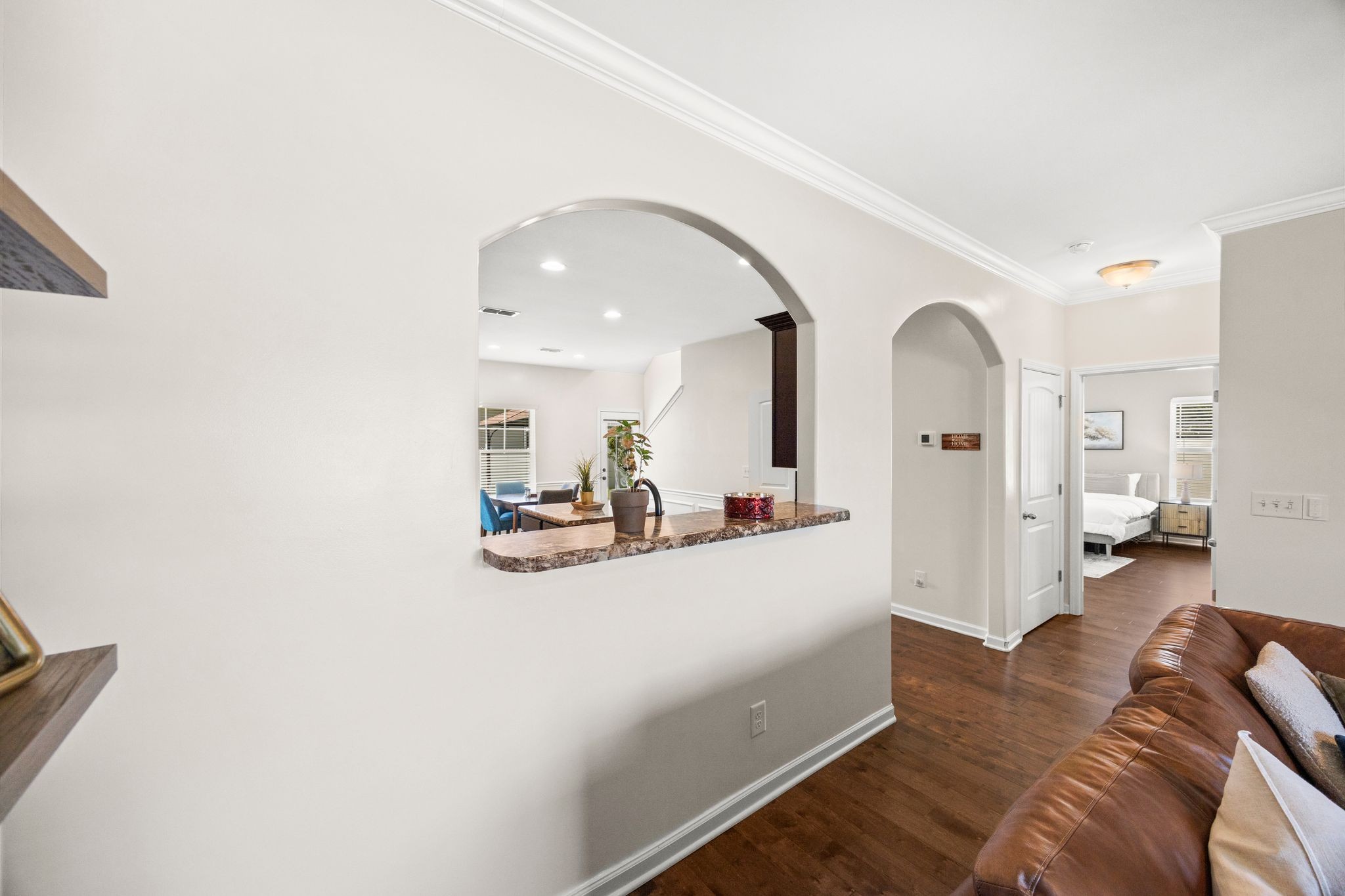 9003 Alona Ct