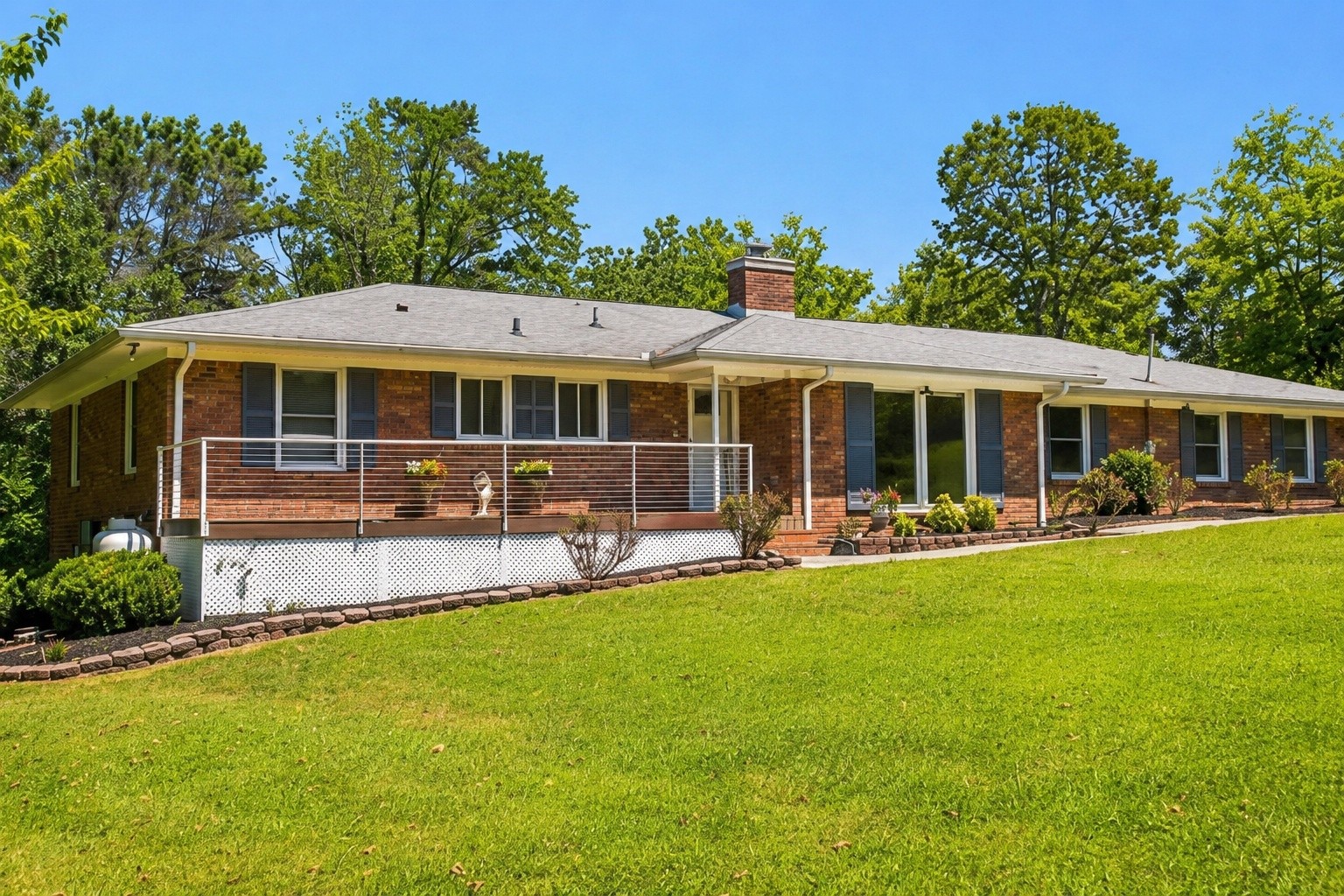 710 Tuckahoe Dr