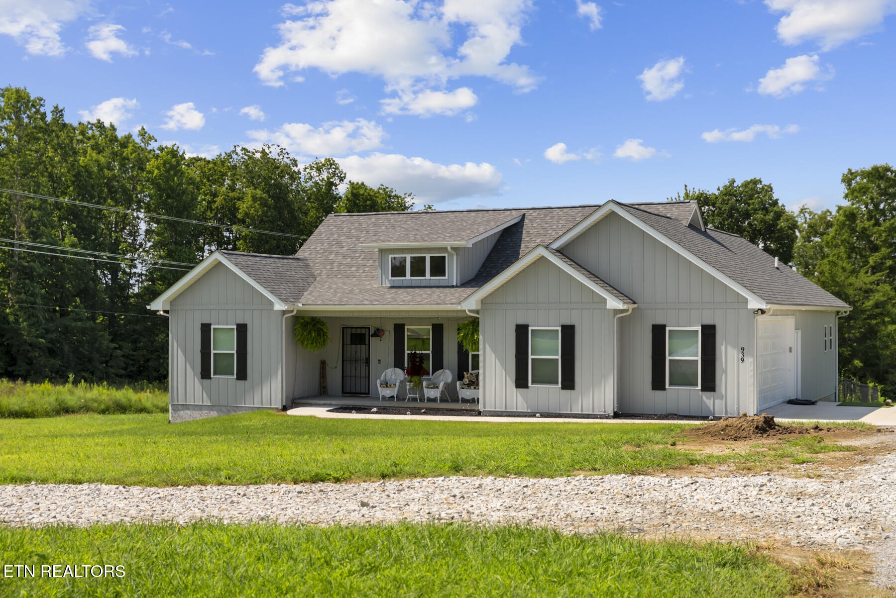 939 Clear Creek Rd