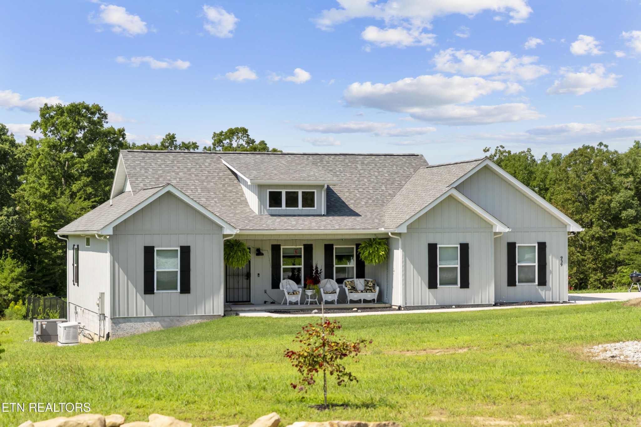 939 Clear Creek Rd