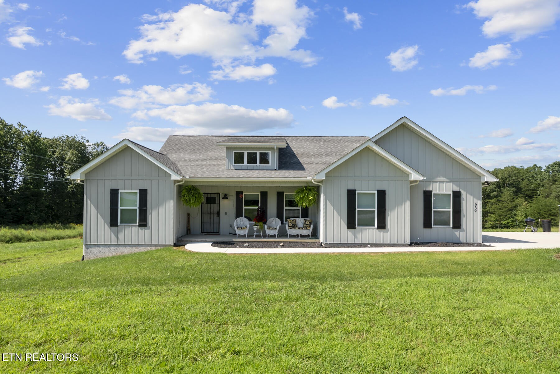 939 Clear Creek Rd